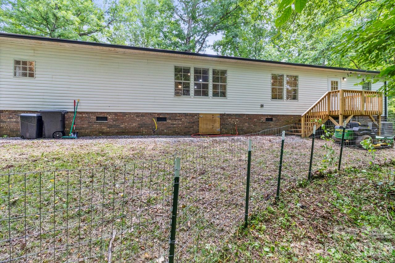 4265 Dry Pond Lane — Conover