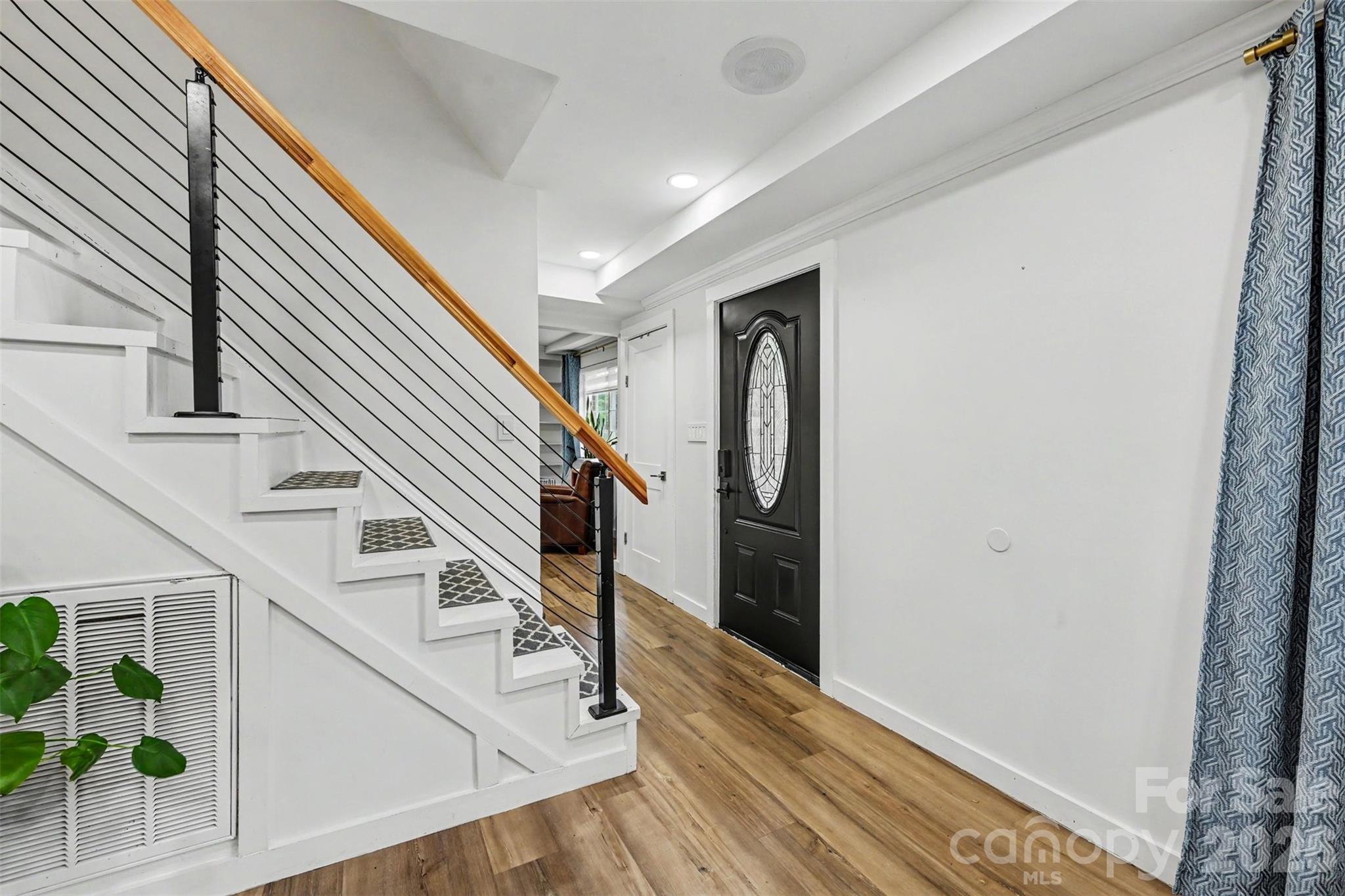 5821 Shadow Creek Road — Charlotte