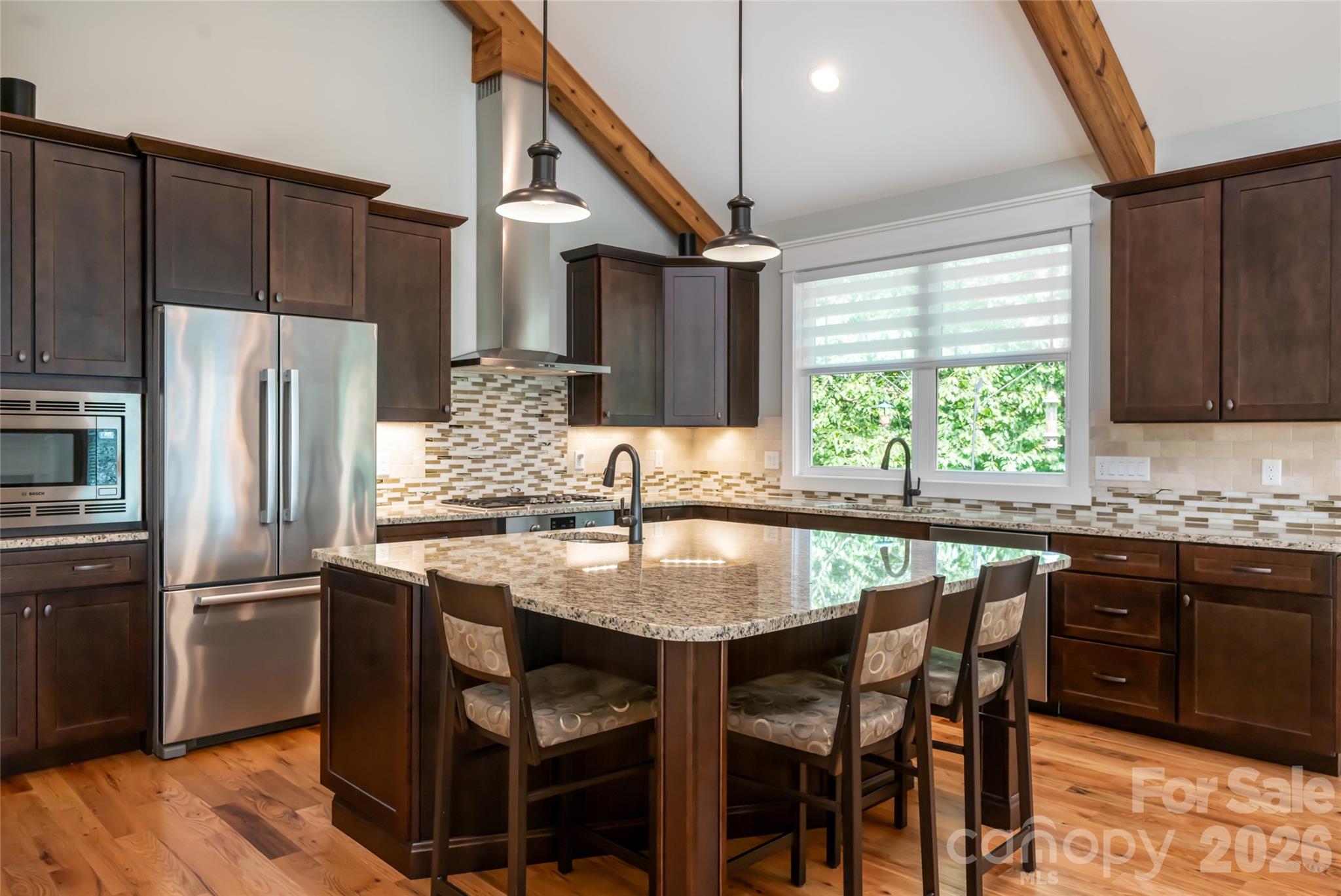 8 Sugarland Ridge Road — Fairview