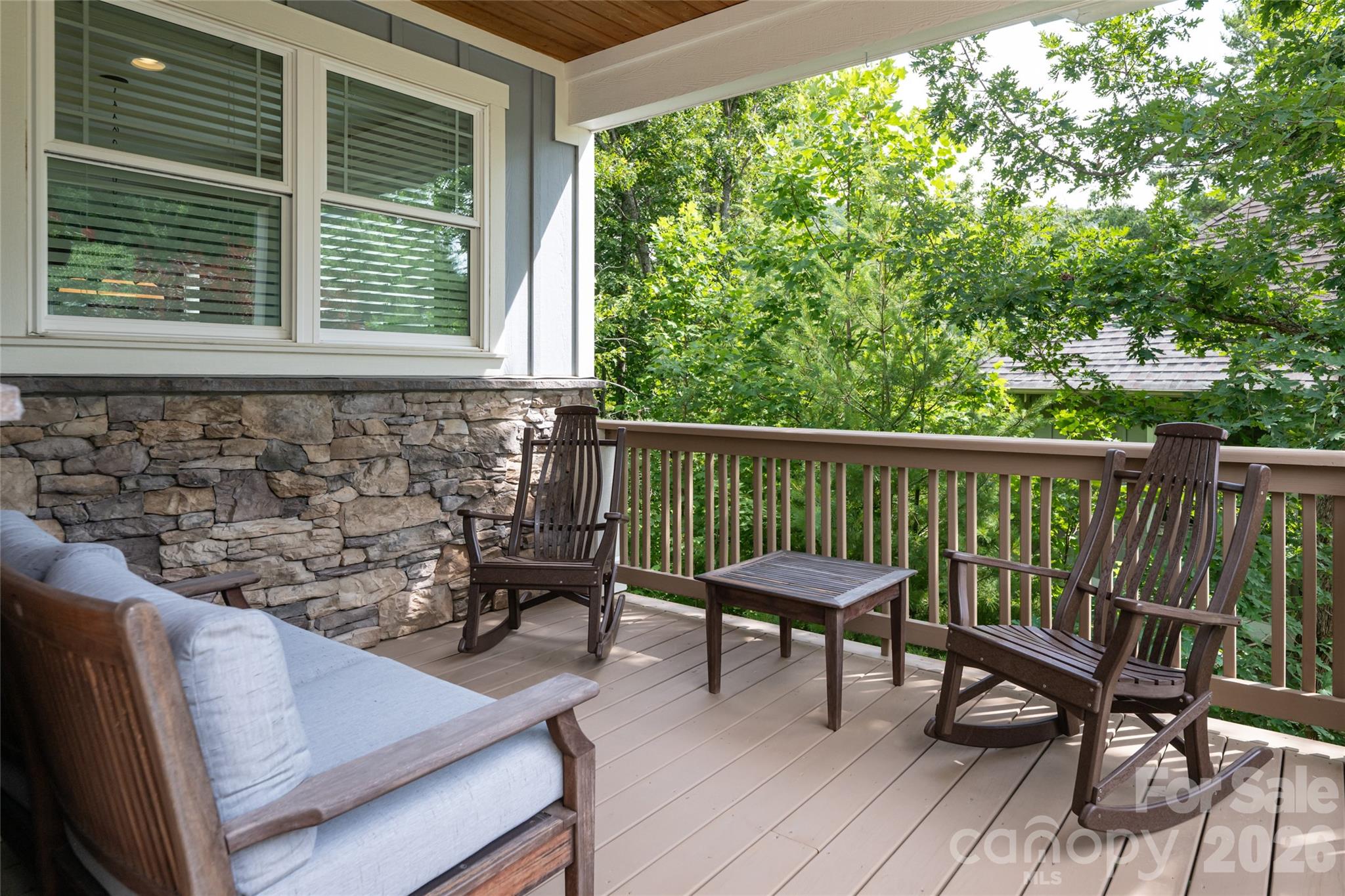 8 Sugarland Ridge Road — Fairview