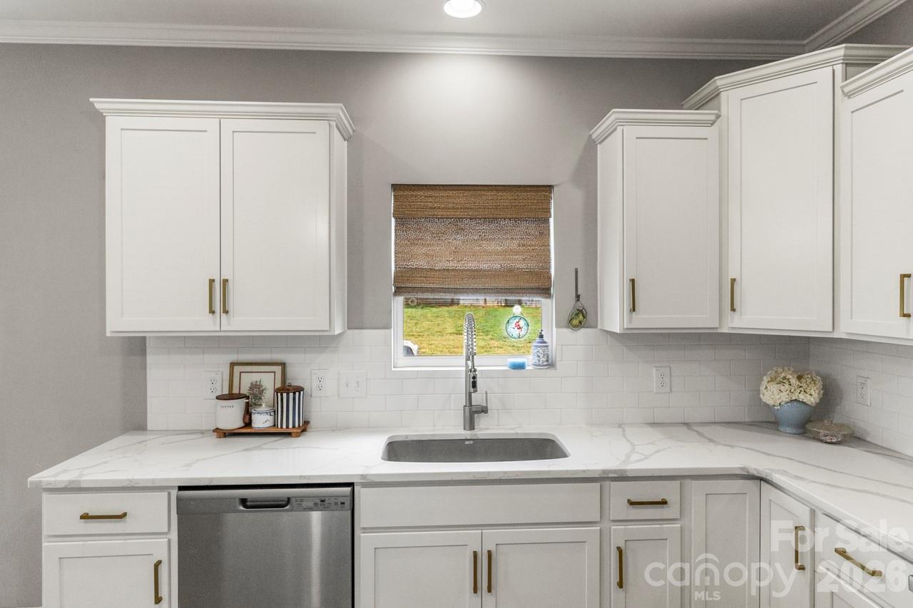 139 Wade Eaton Drive — Mocksville