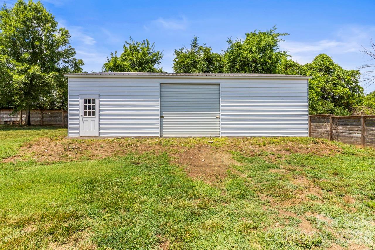 139 Wade Eaton Drive — Mocksville