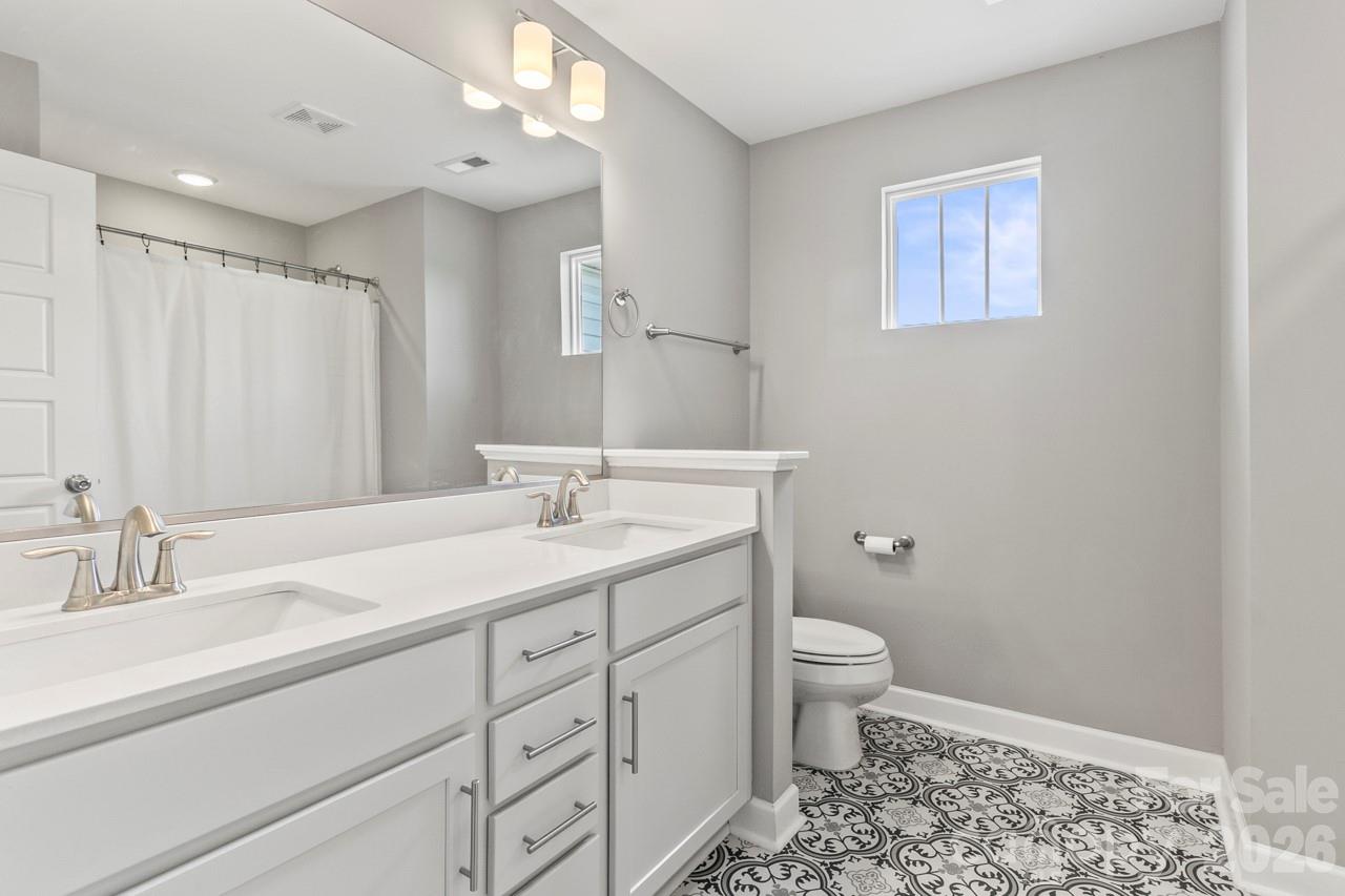 139 Wade Eaton Drive — Mocksville