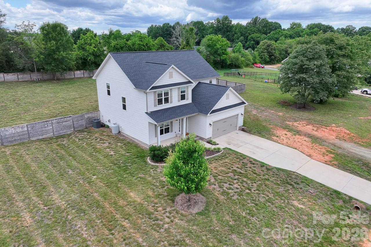 139 Wade Eaton Drive — Mocksville