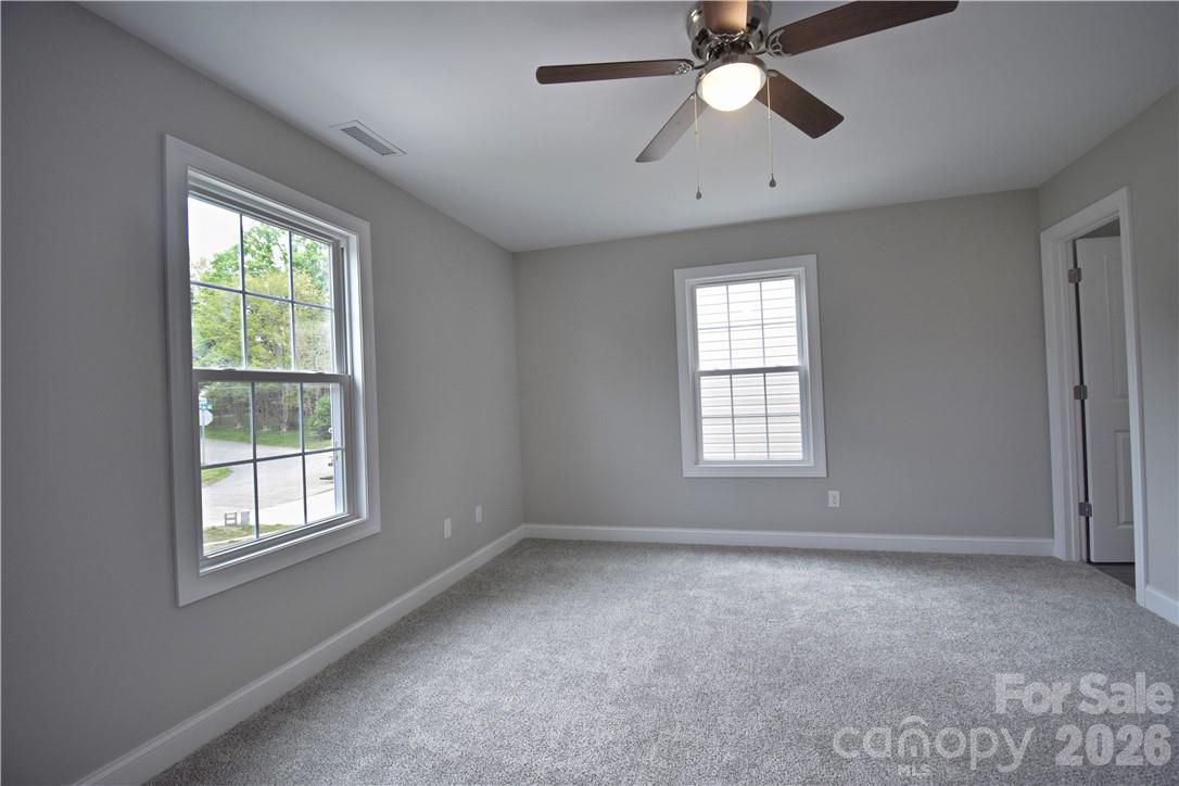 5110 Hanging Rock Court — Hickory