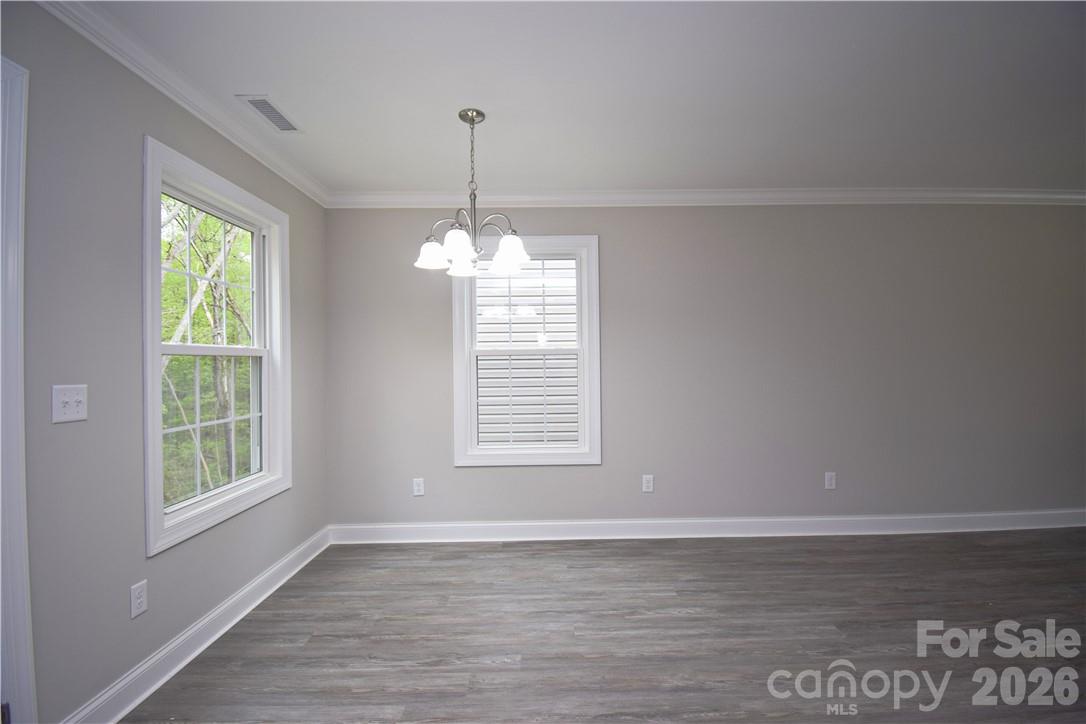 5110 Hanging Rock Court — Hickory