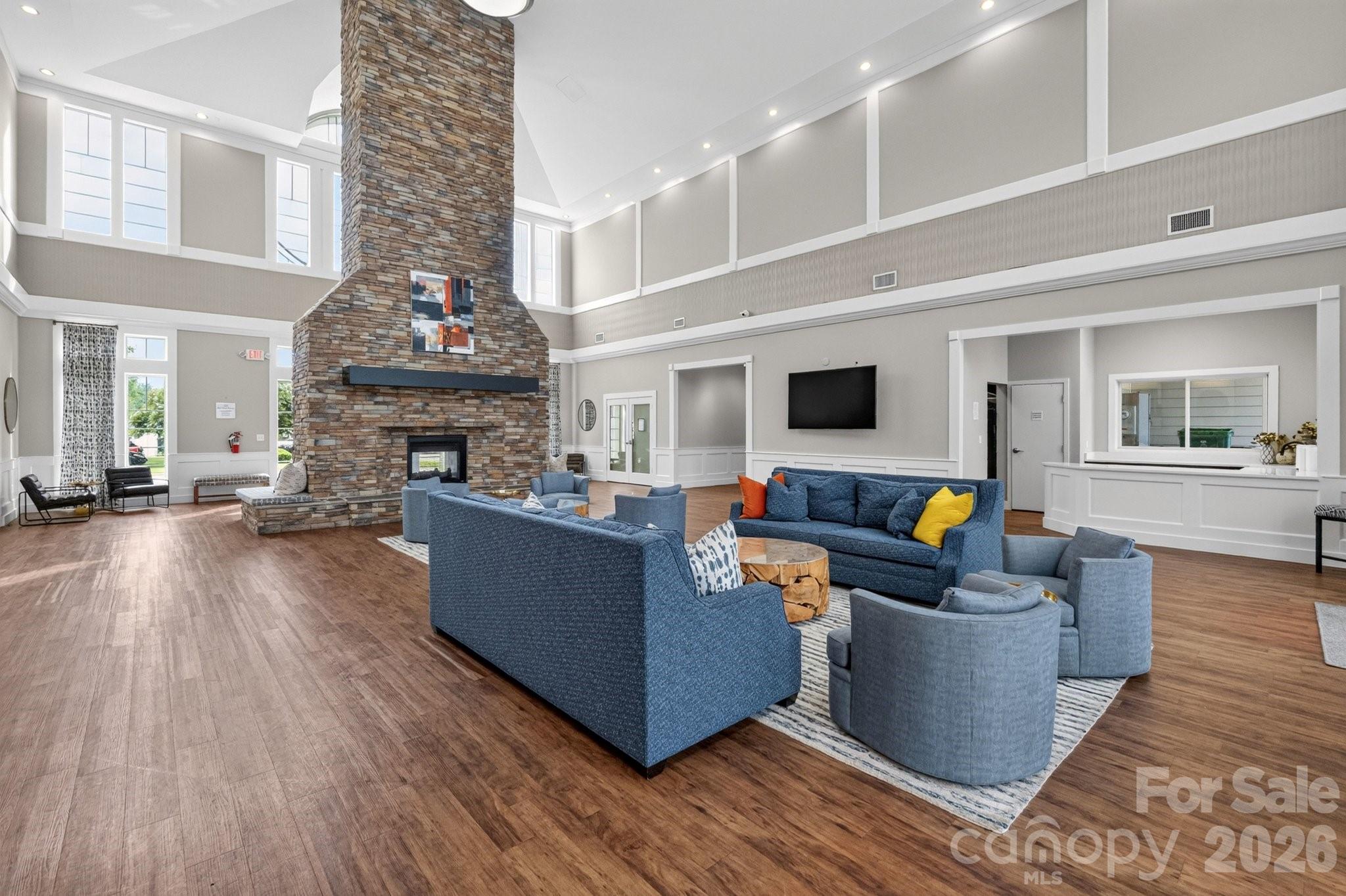 3702 Park South Station Boulevard — Charlotte