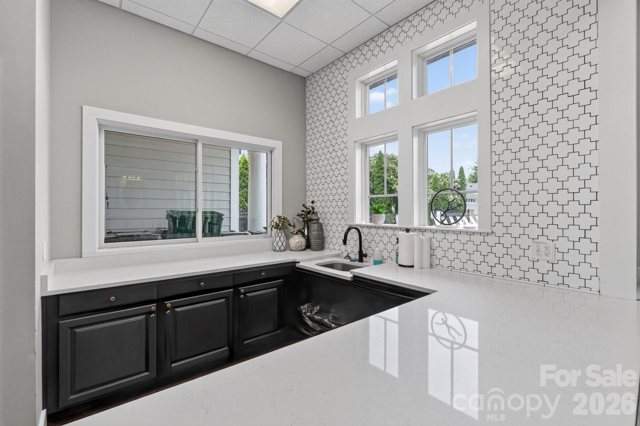 3702 Park South Station Boulevard — Charlotte