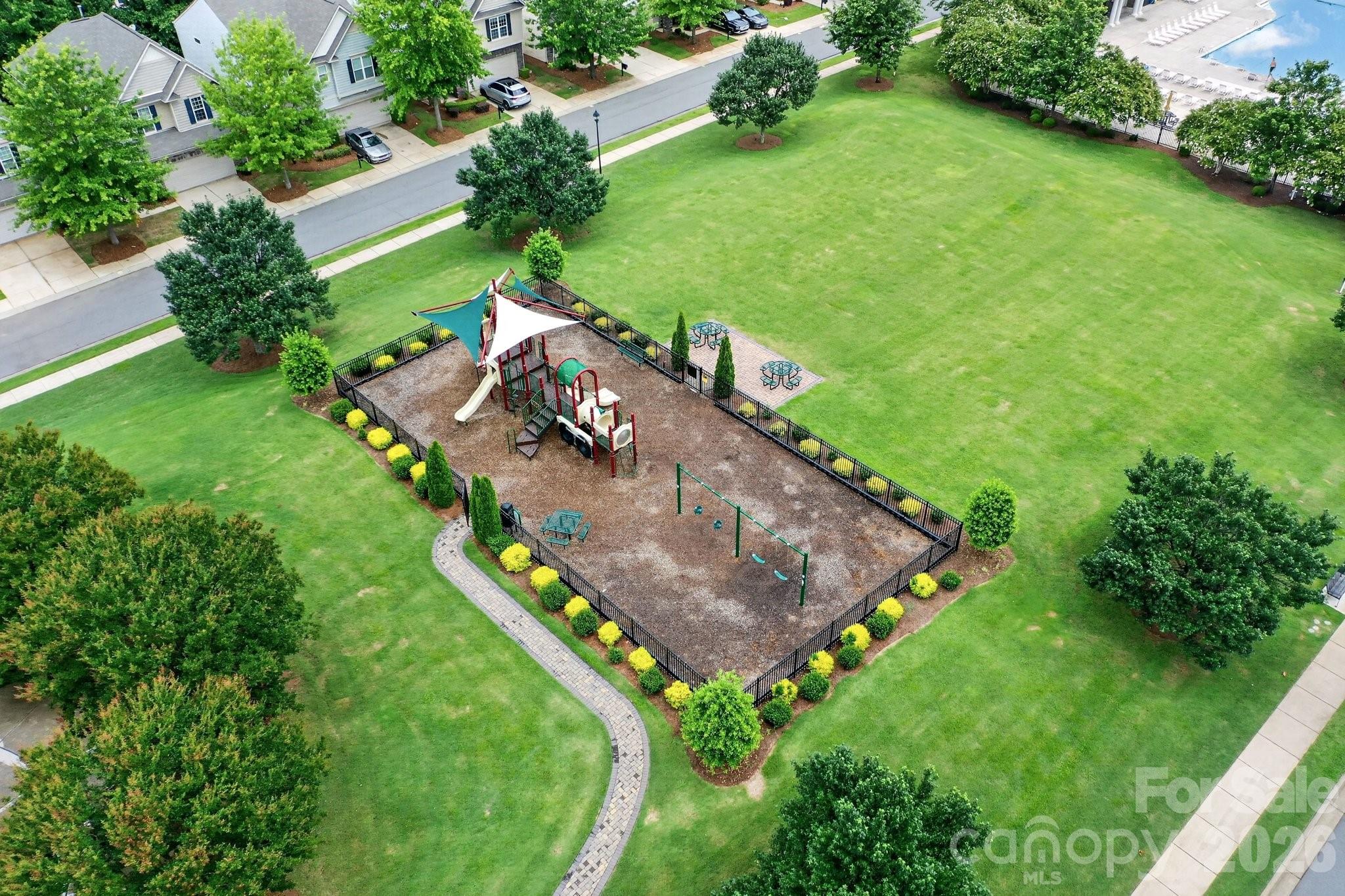 3702 Park South Station Boulevard — Charlotte