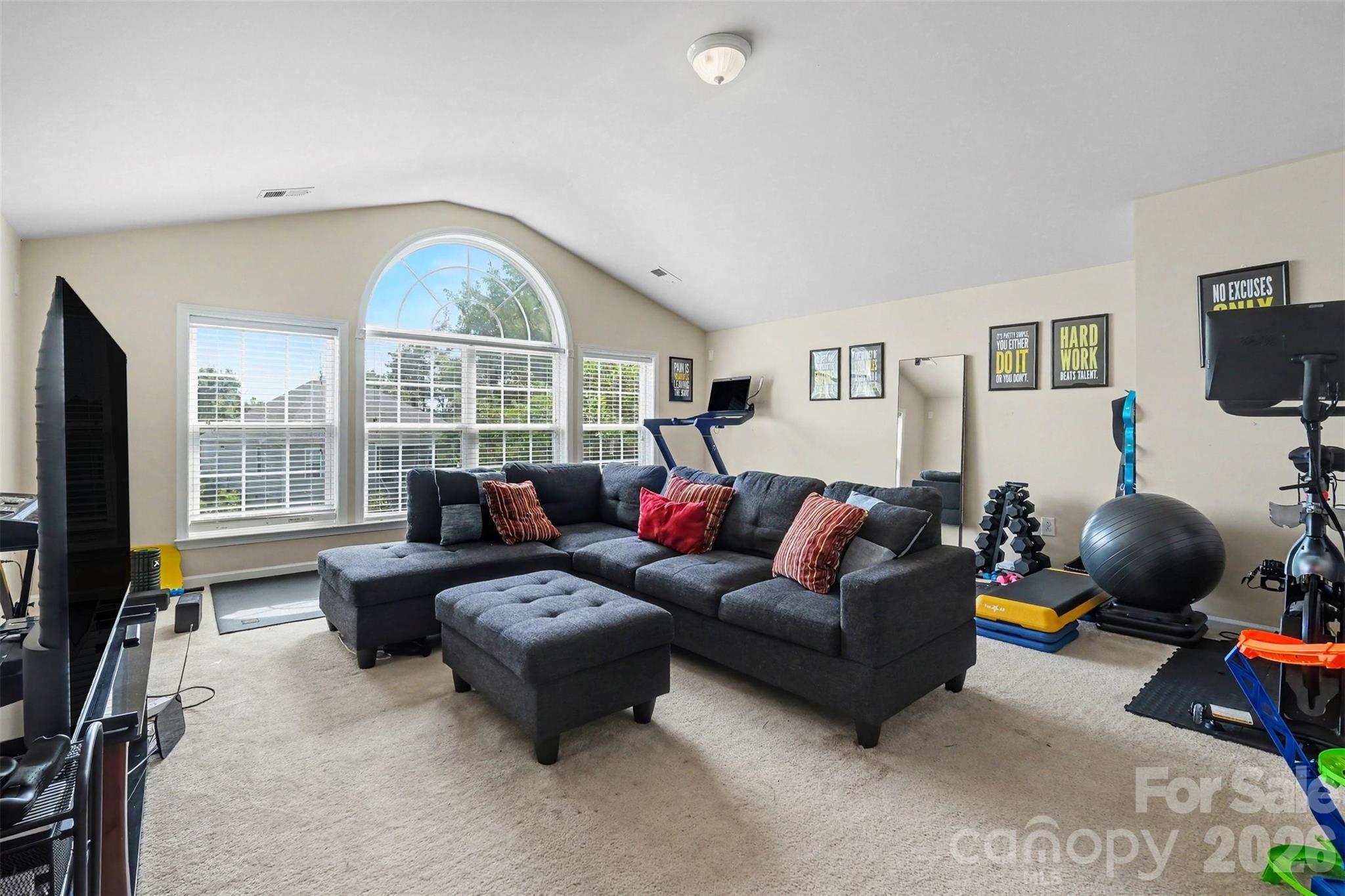 1008 Hawker Road — Matthews
