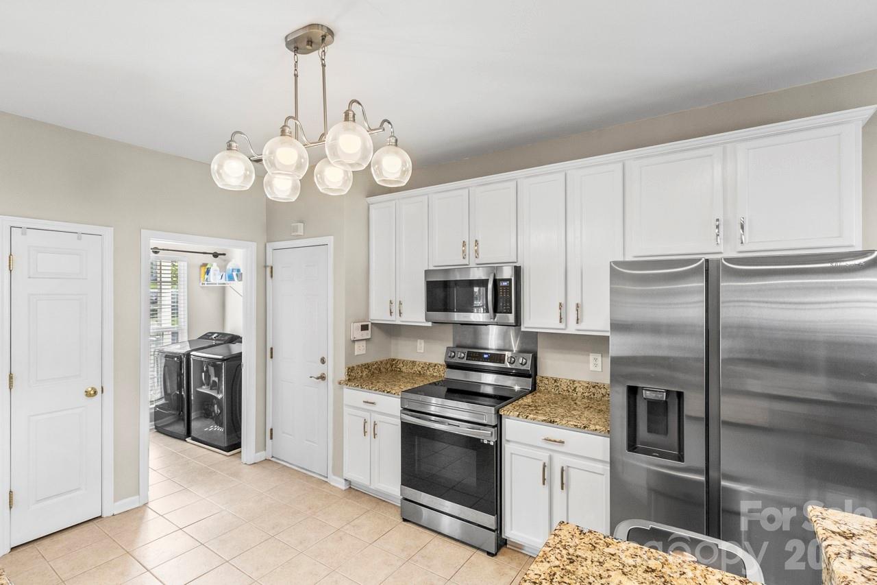 135 Painted Bunting Drive — Troutman