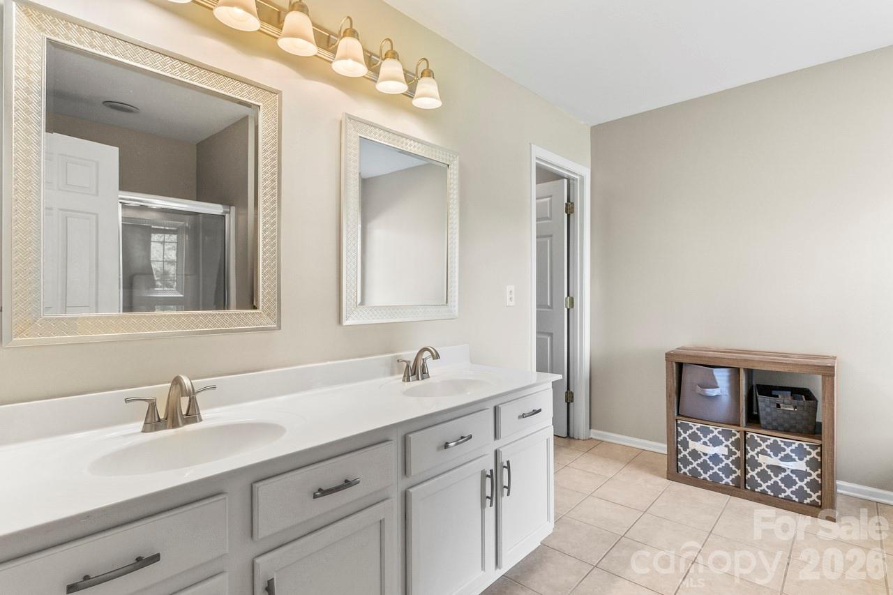 135 Painted Bunting Drive — Troutman