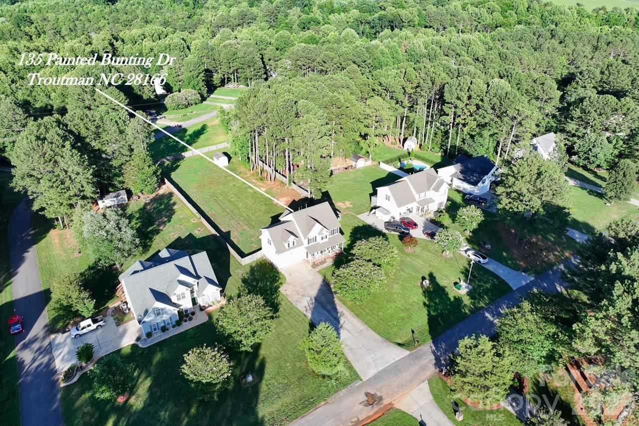 135 Painted Bunting Drive — Troutman