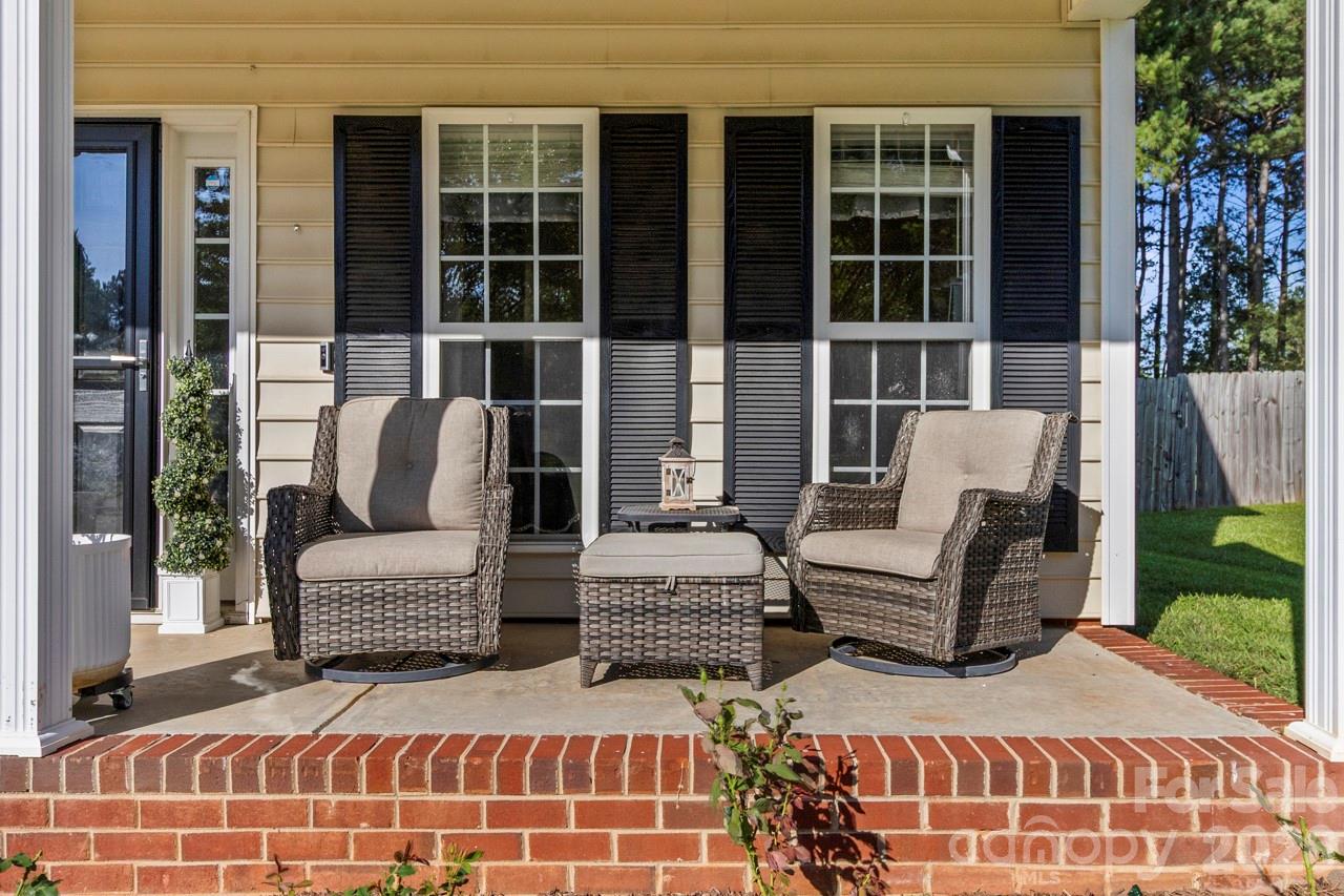 135 Painted Bunting Drive — Troutman