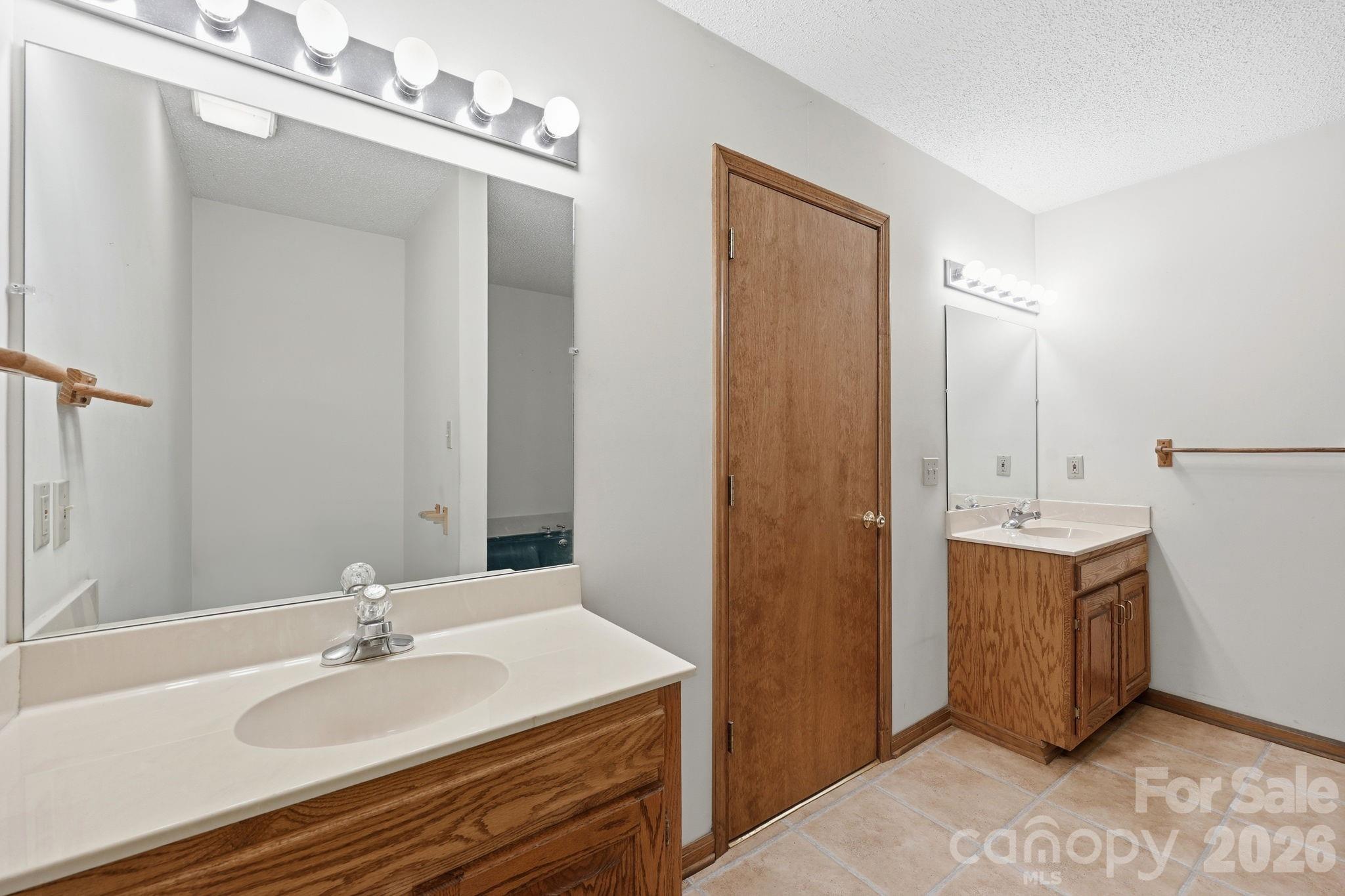555 Brown Acres Road — Salisbury