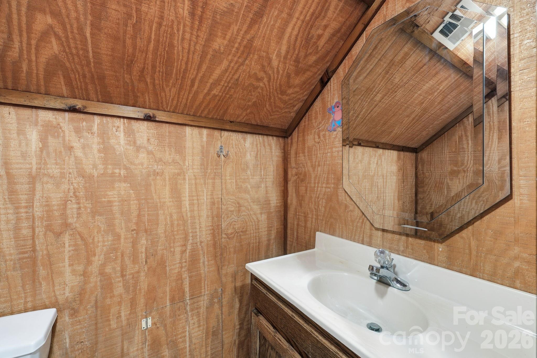 555 Brown Acres Road — Salisbury