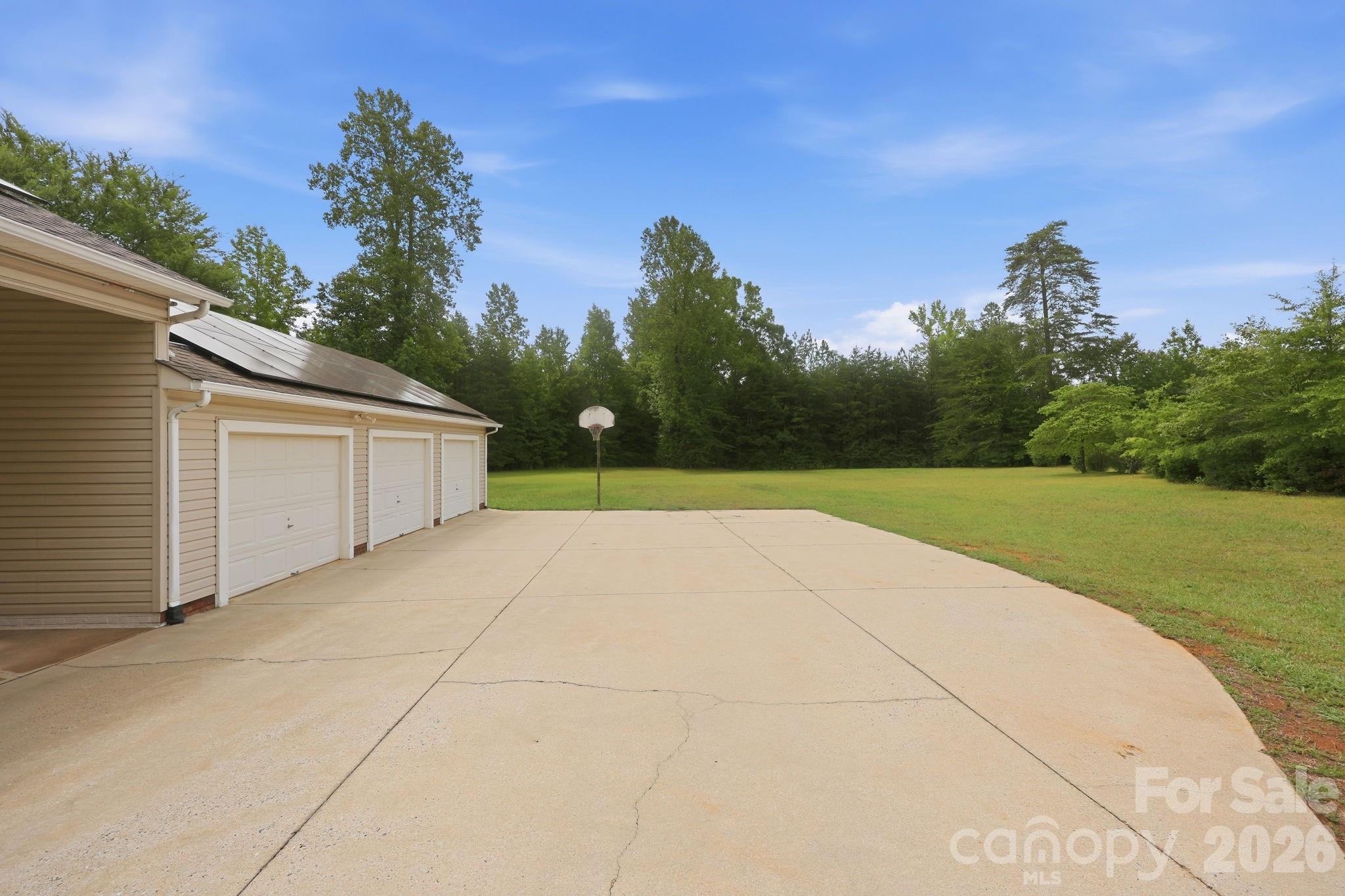 555 Brown Acres Road — Salisbury