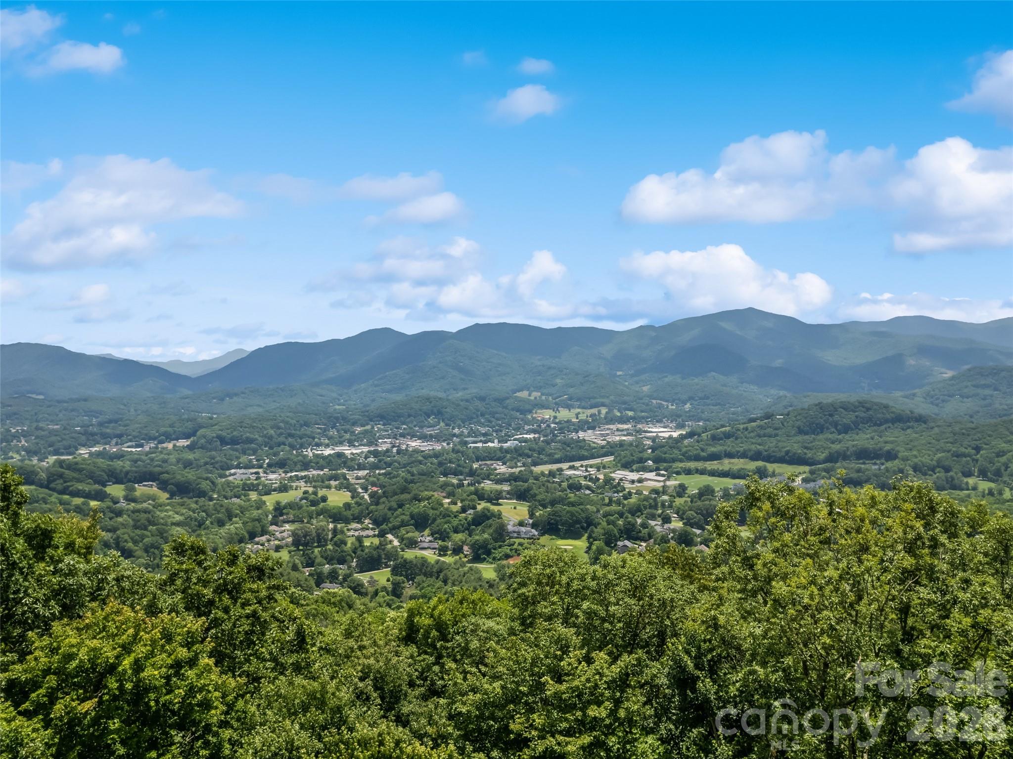 48 Hawks Lift Drive — Waynesville