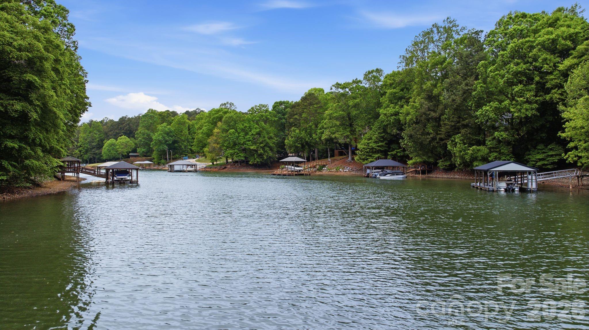 142 Seekirk Drive — Troutman