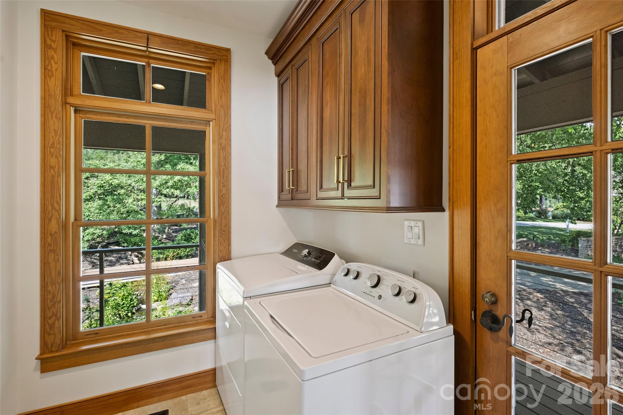 602 Pearl Bay Drive — New London
