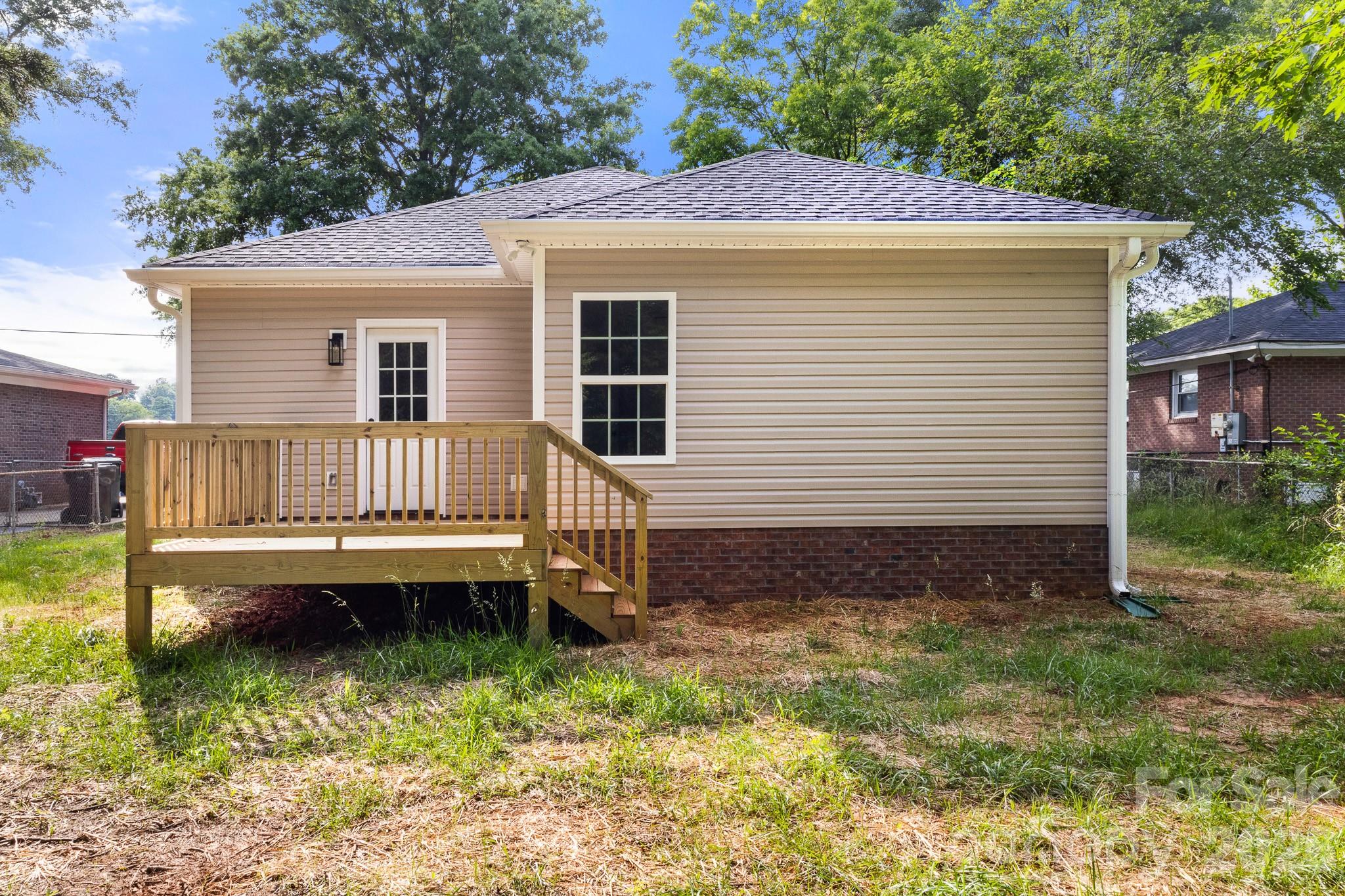 725 Rockdale Street #B — Rock Hill