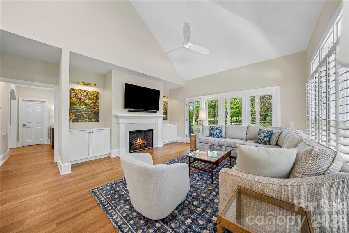 17229 Green Dolphin Lane — Cornelius