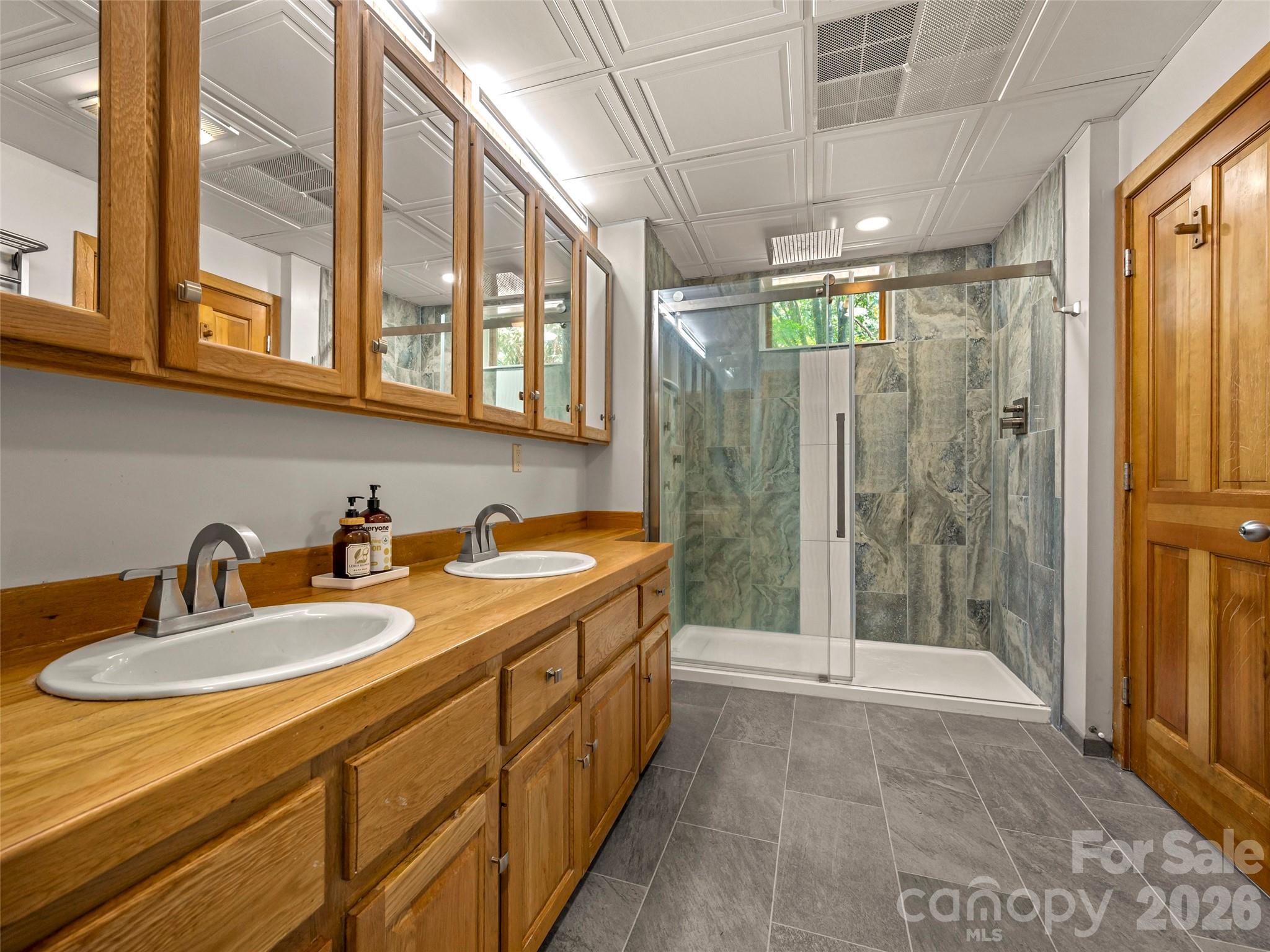 140 Joanda Farm Road — Mooresboro