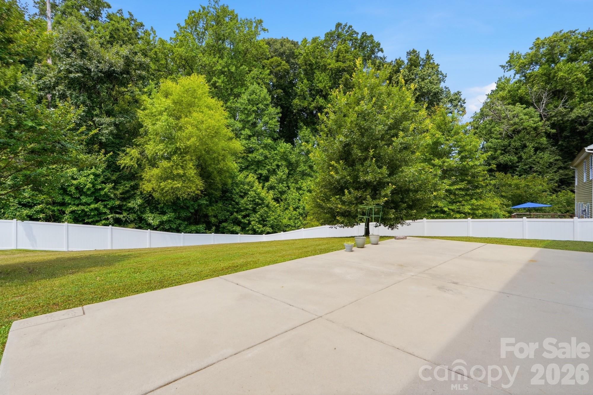 137 Rippling Water Drive — Mount Holly