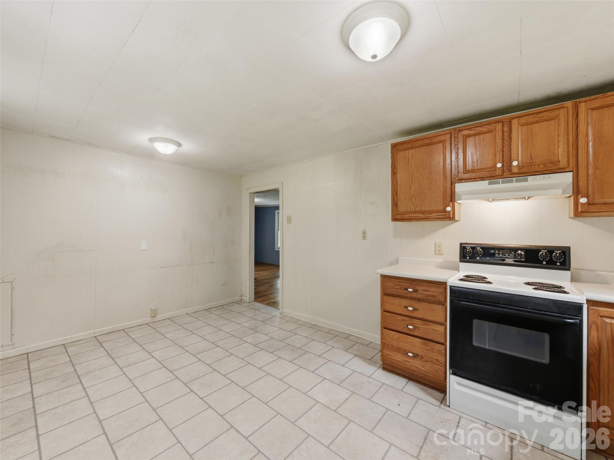 586 Olivet Church Road — Whittier