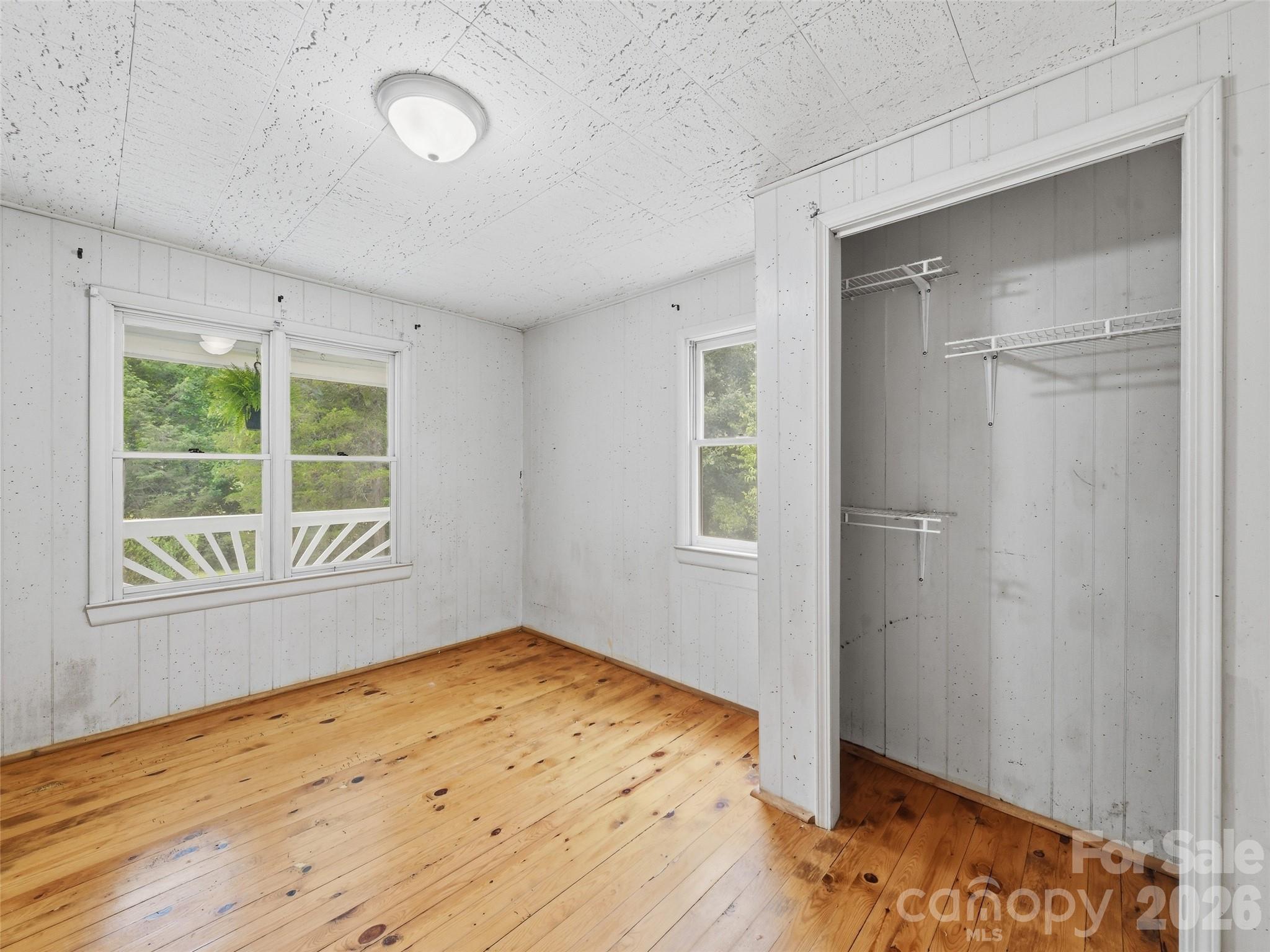 586 Olivet Church Road — Whittier