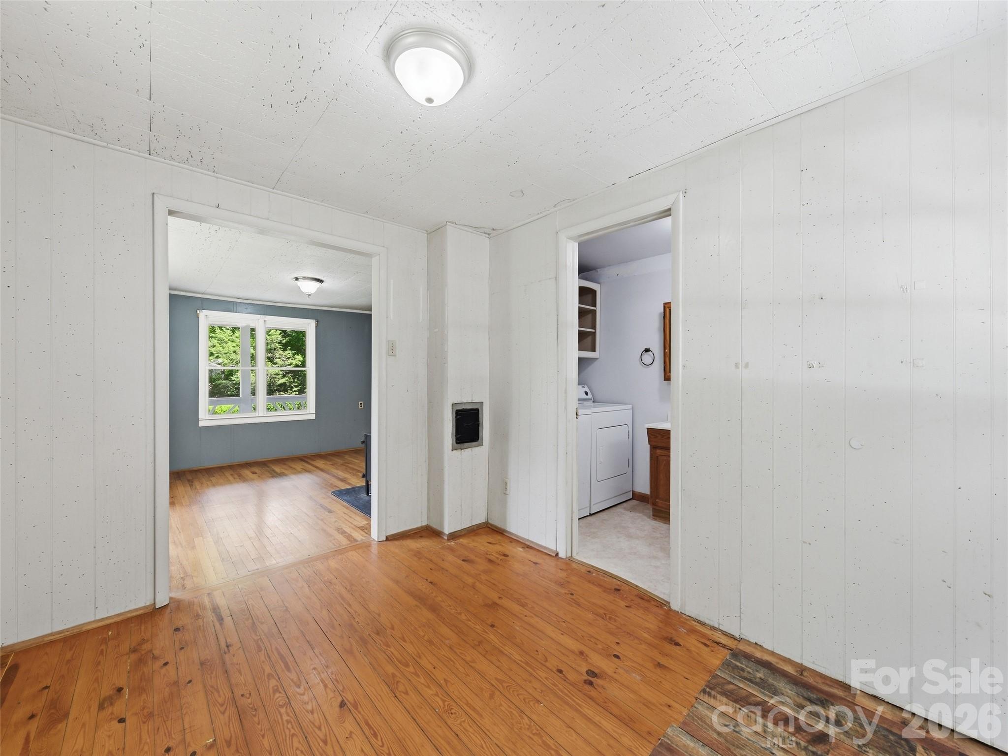 586 Olivet Church Road — Whittier
