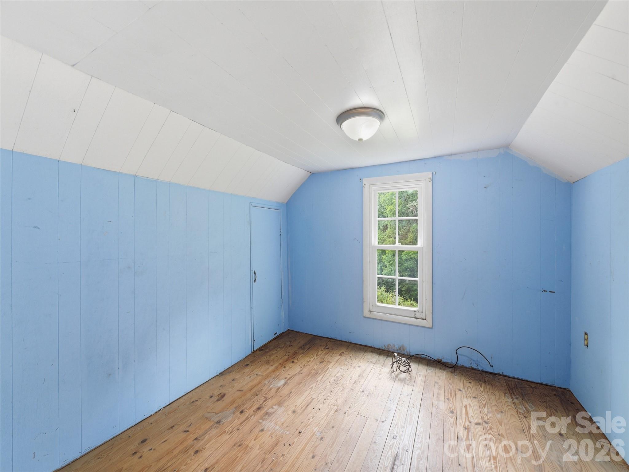 586 Olivet Church Road — Whittier