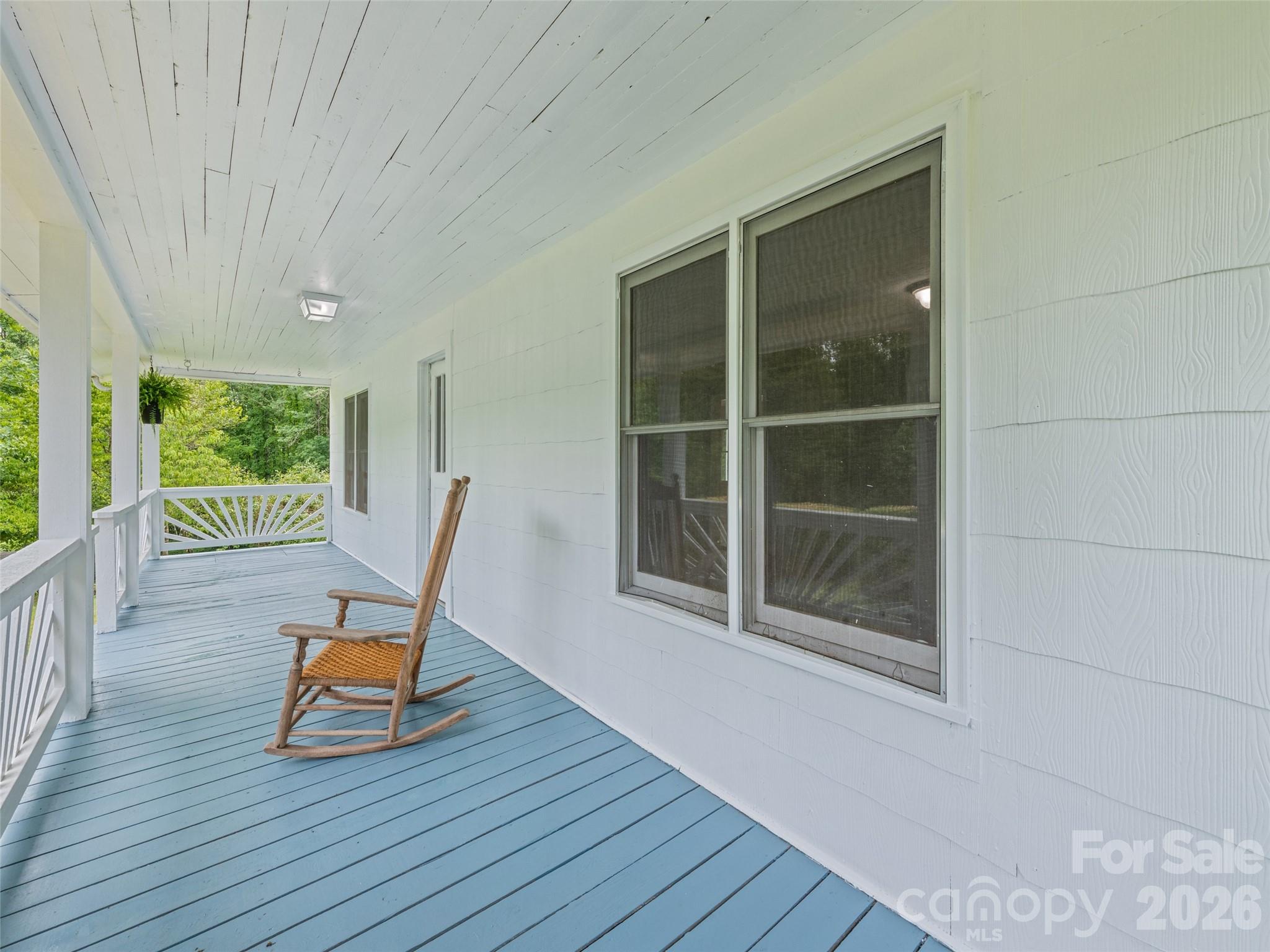 586 Olivet Church Road — Whittier