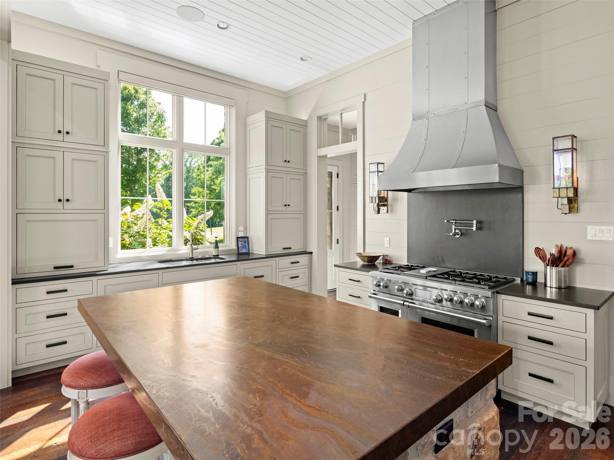 332 Walnut Valley Parkway — Arden