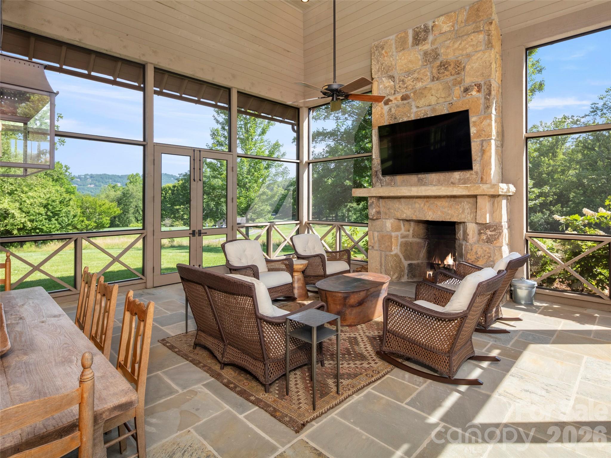 332 Walnut Valley Parkway — Arden