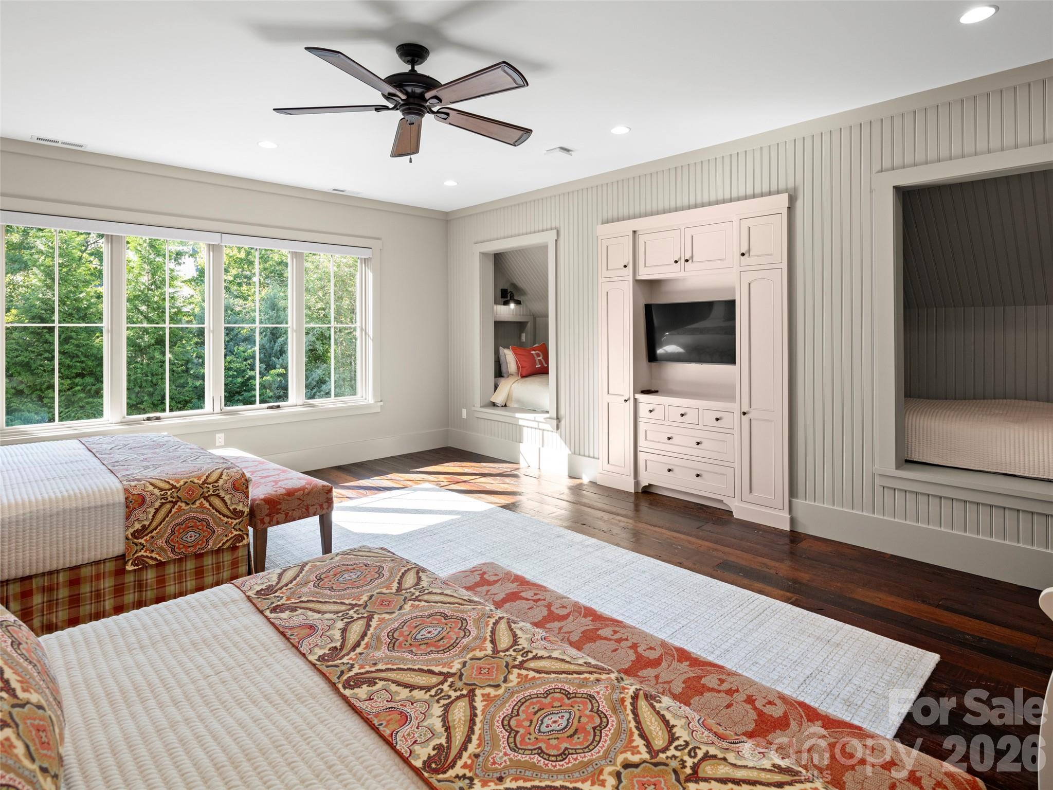 332 Walnut Valley Parkway — Arden