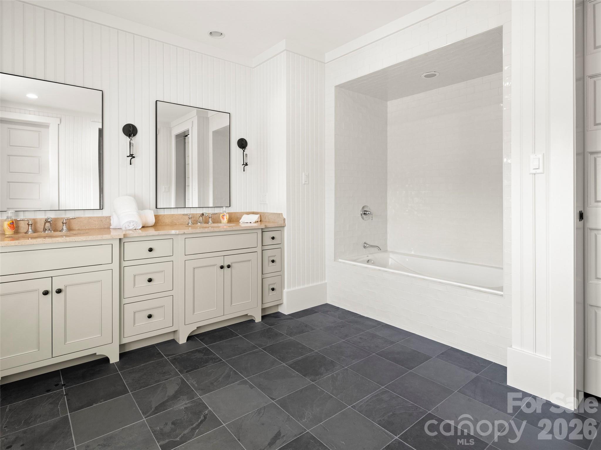 332 Walnut Valley Parkway — Arden