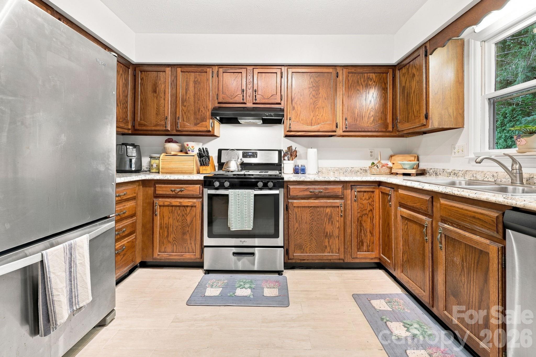 473 King William Road — Hendersonville