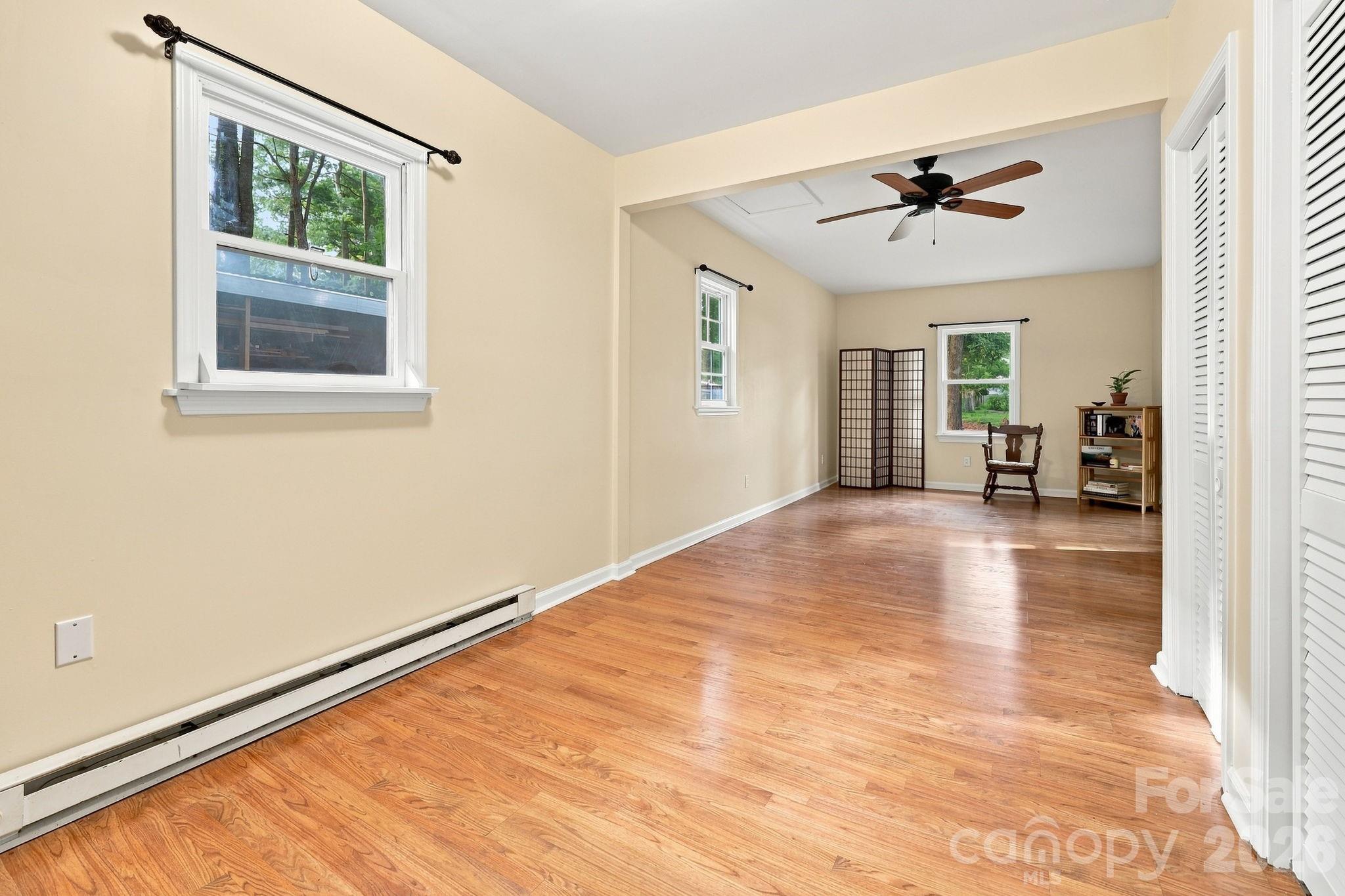 473 King William Road — Hendersonville