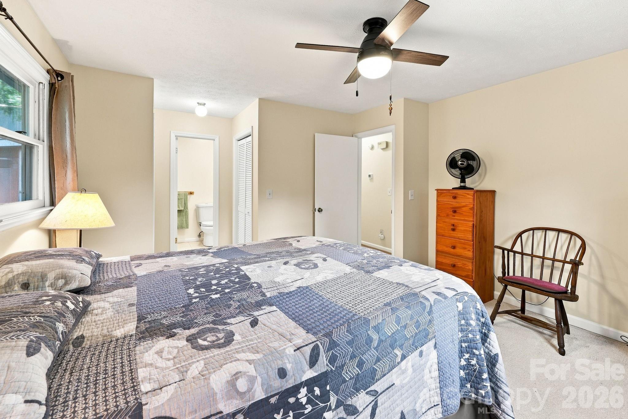 473 King William Road — Hendersonville
