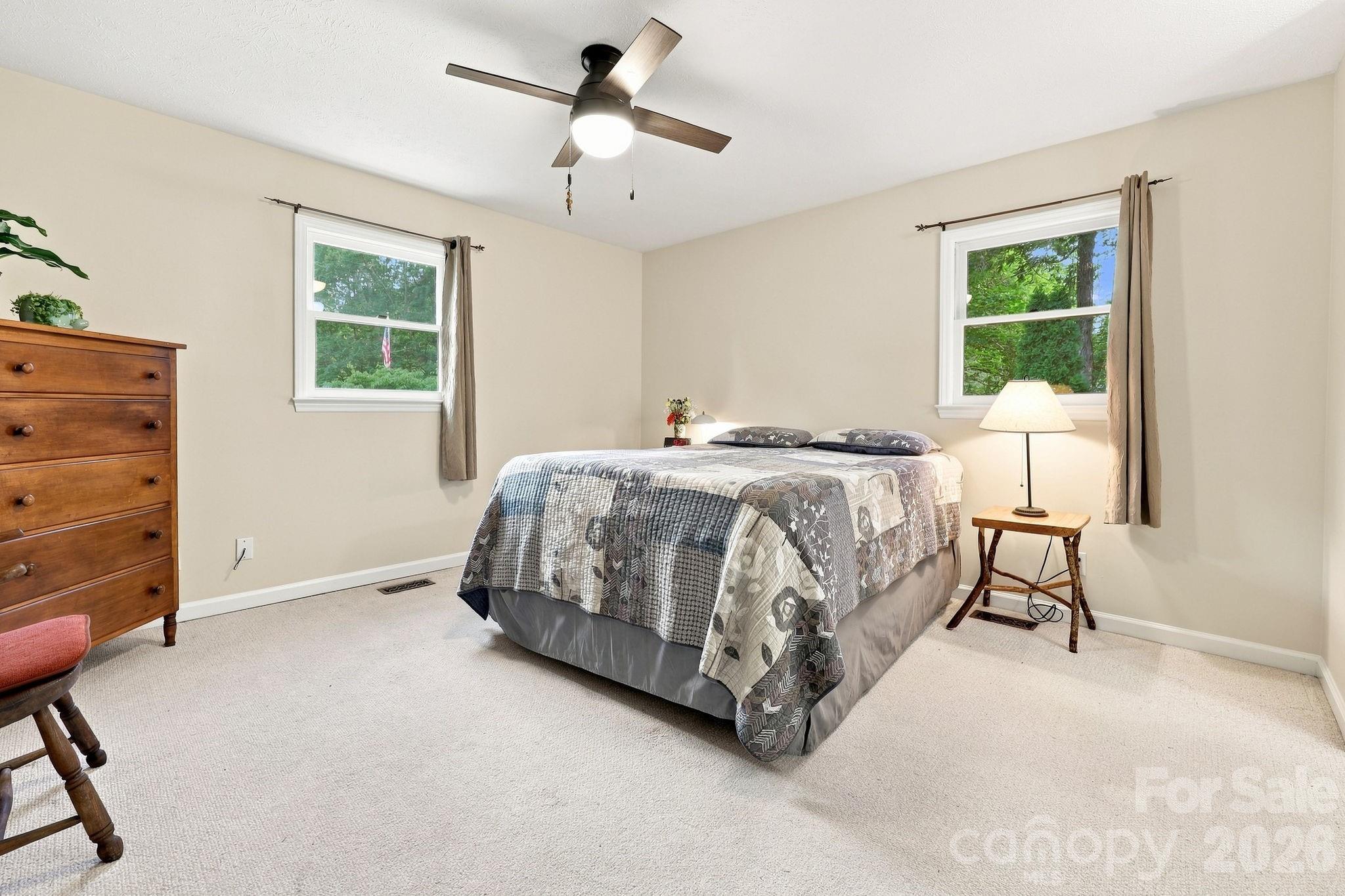 473 King William Road — Hendersonville