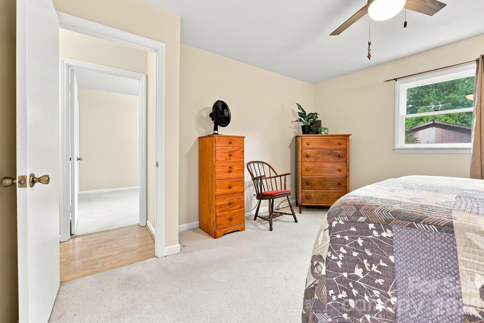 473 King William Road — Hendersonville