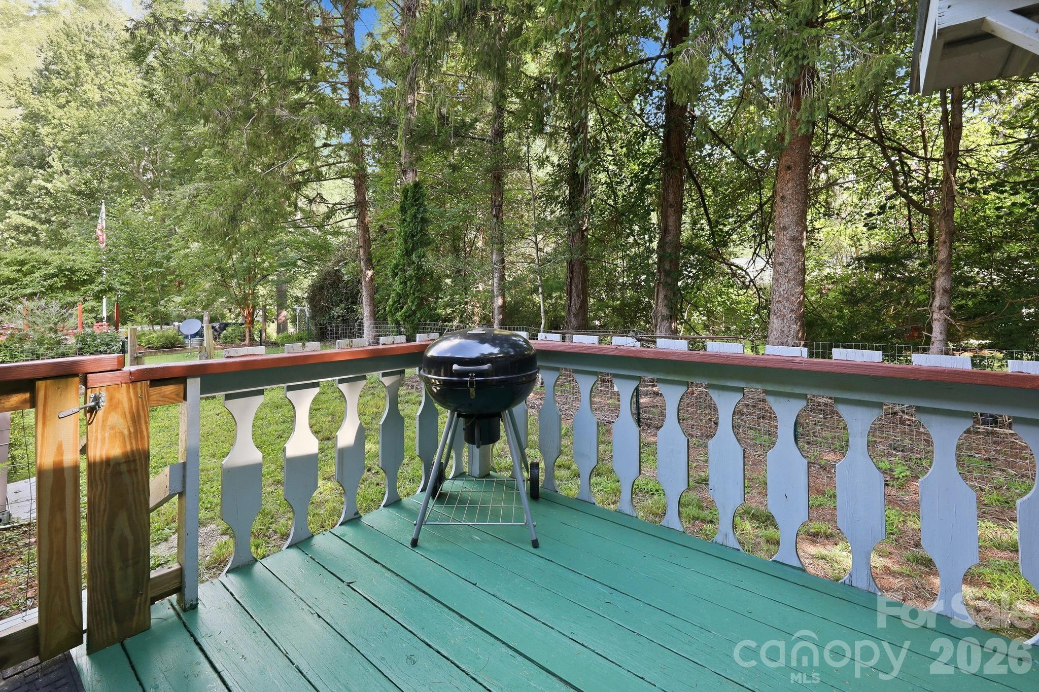 473 King William Road — Hendersonville