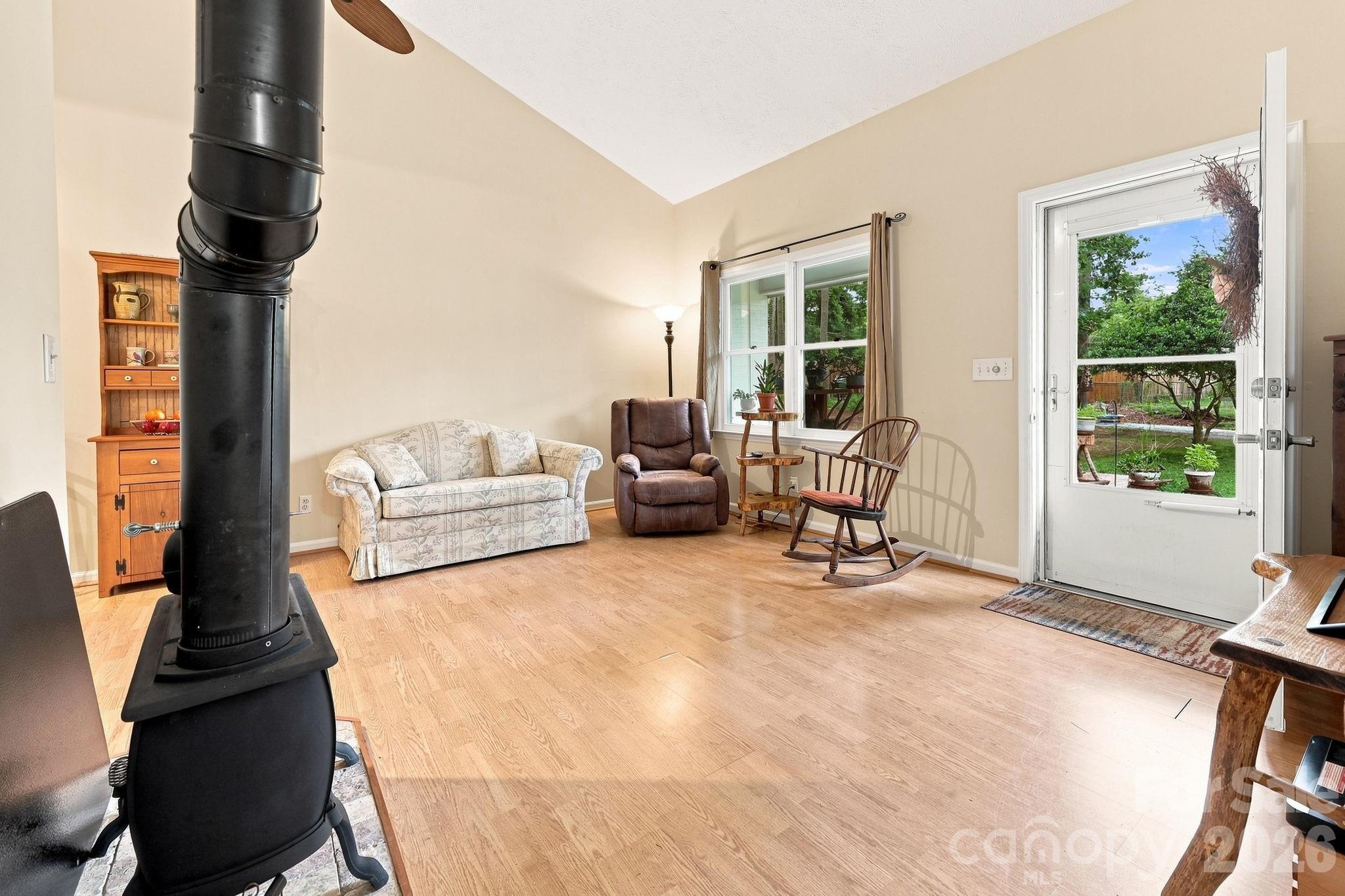 473 King William Road — Hendersonville