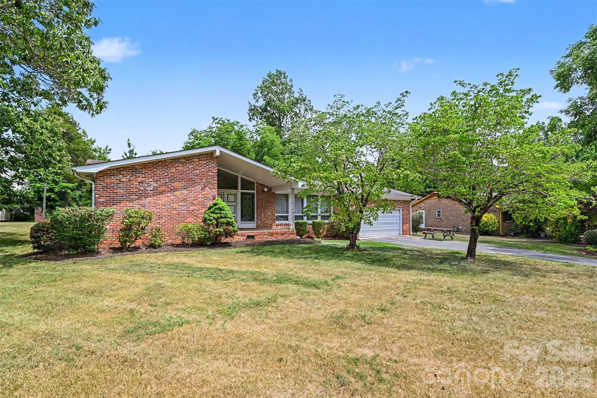 207 Sills Drive — Salisbury