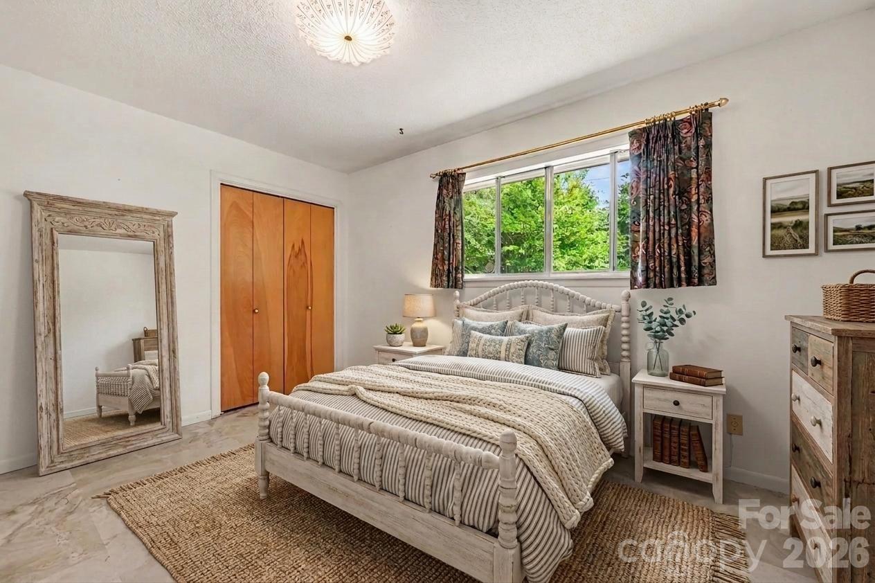 207 Sills Drive — Salisbury