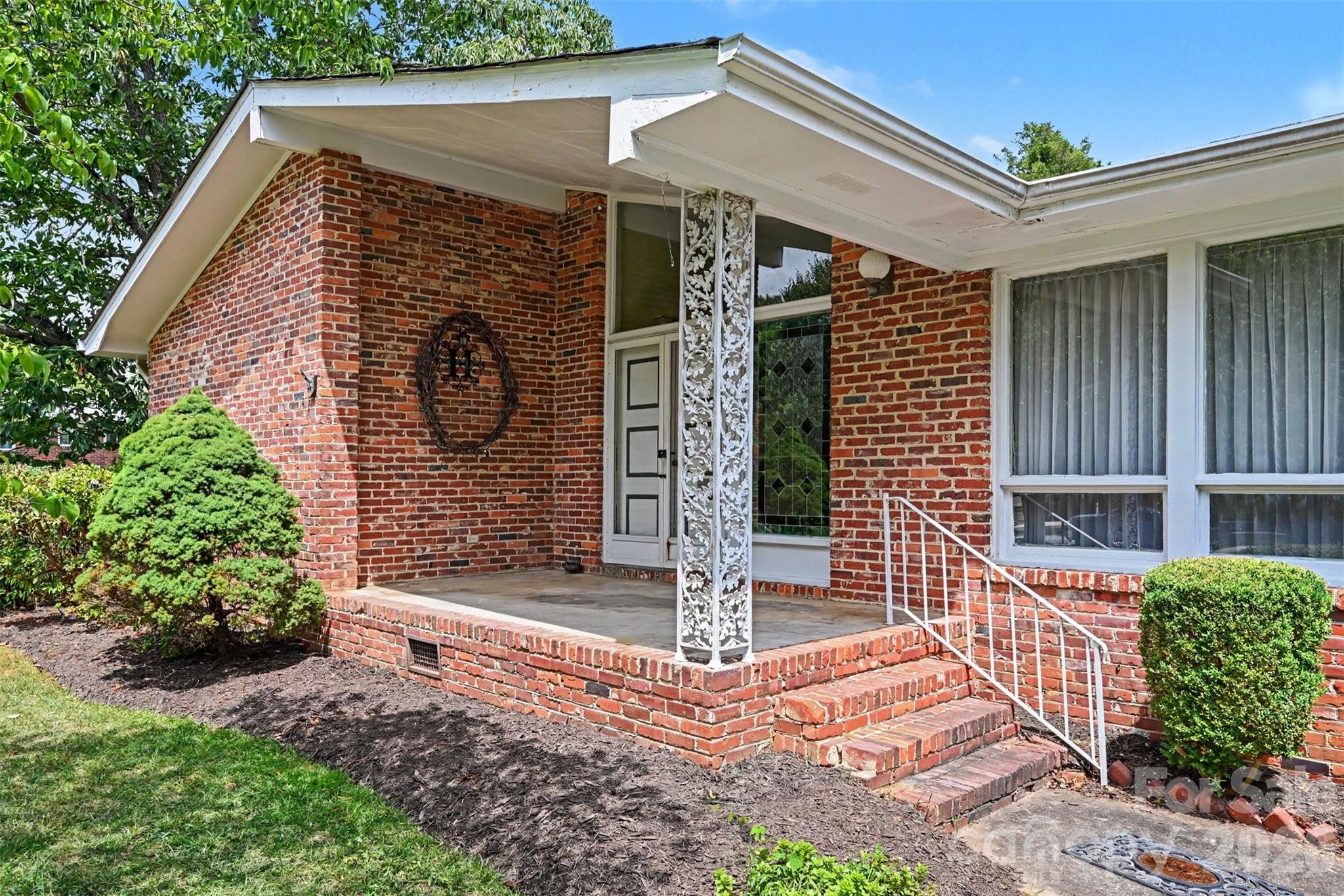 207 Sills Drive — Salisbury