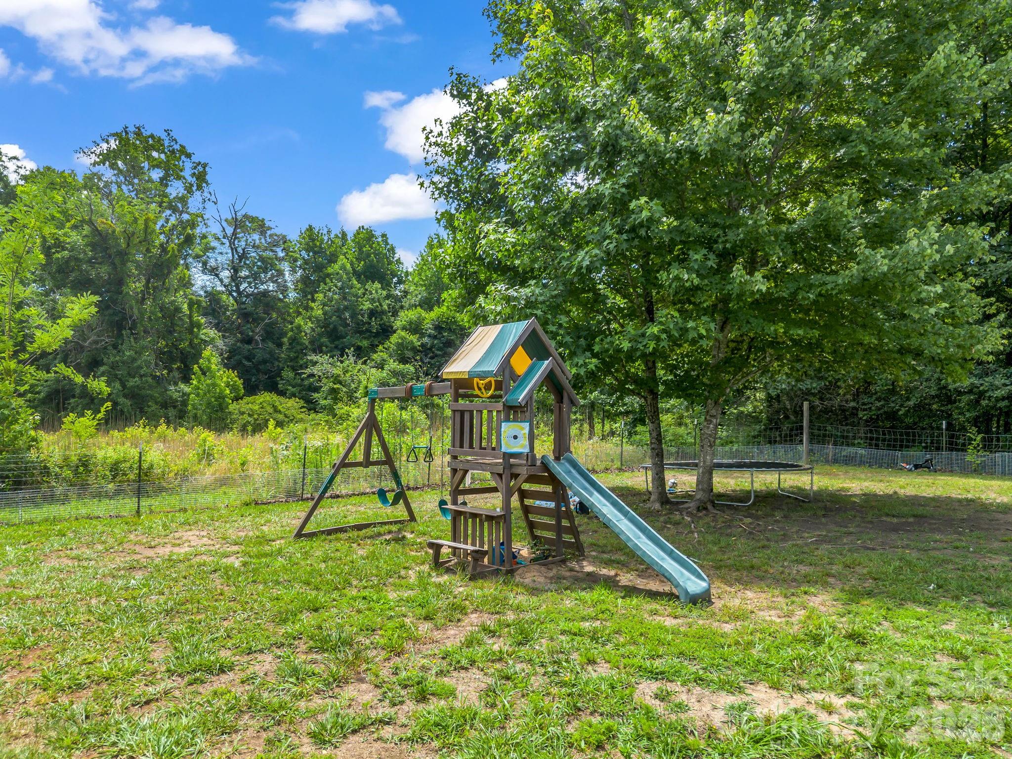110 Judy Road — Casar