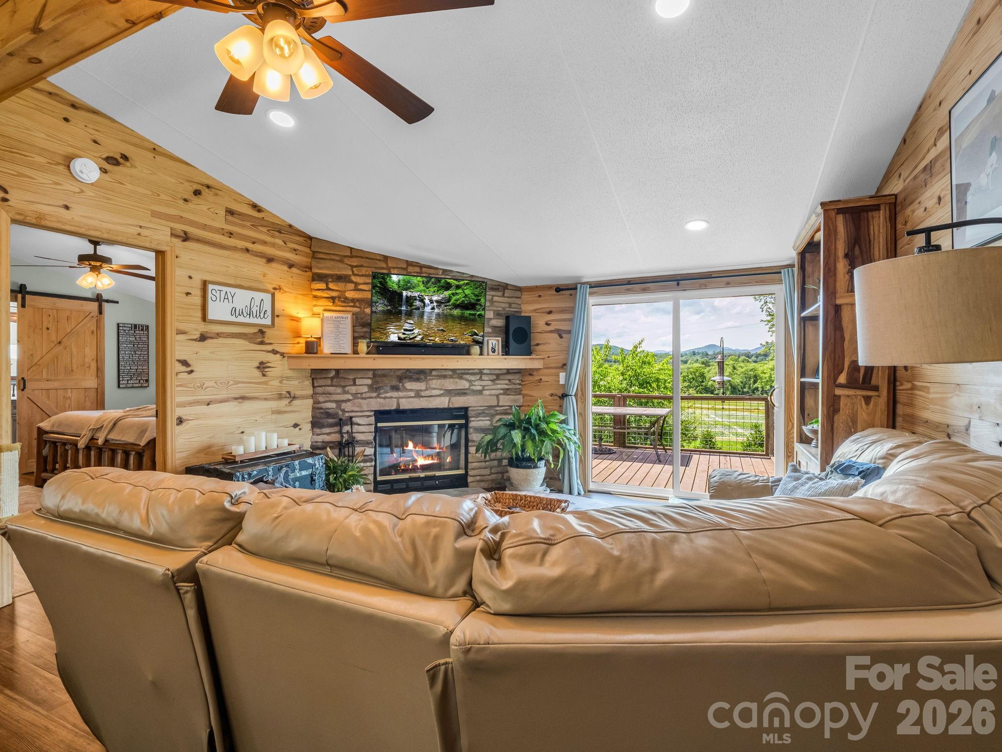 210 Banner Farm Road — Mills River