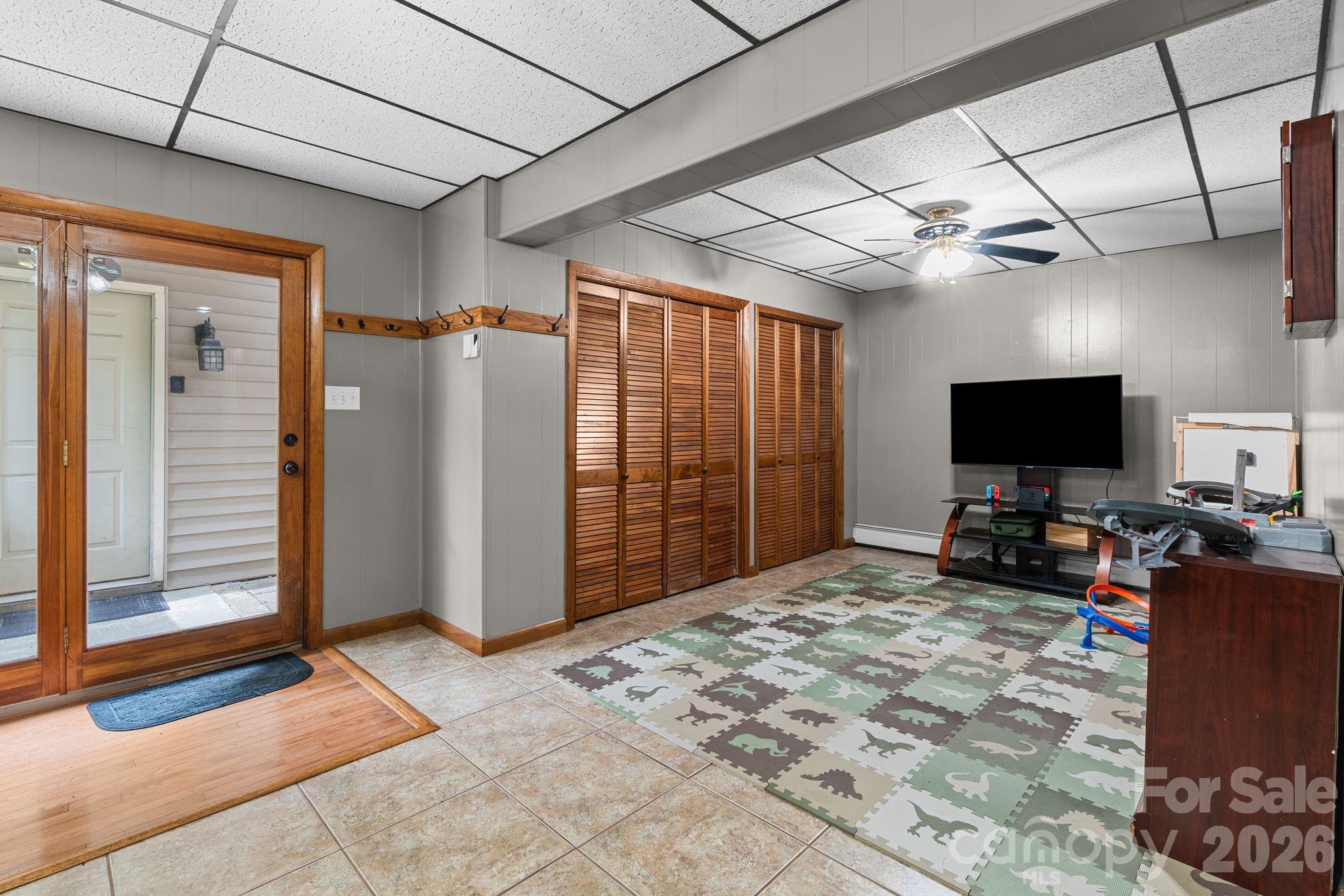 33 Coffey Circle — Asheville